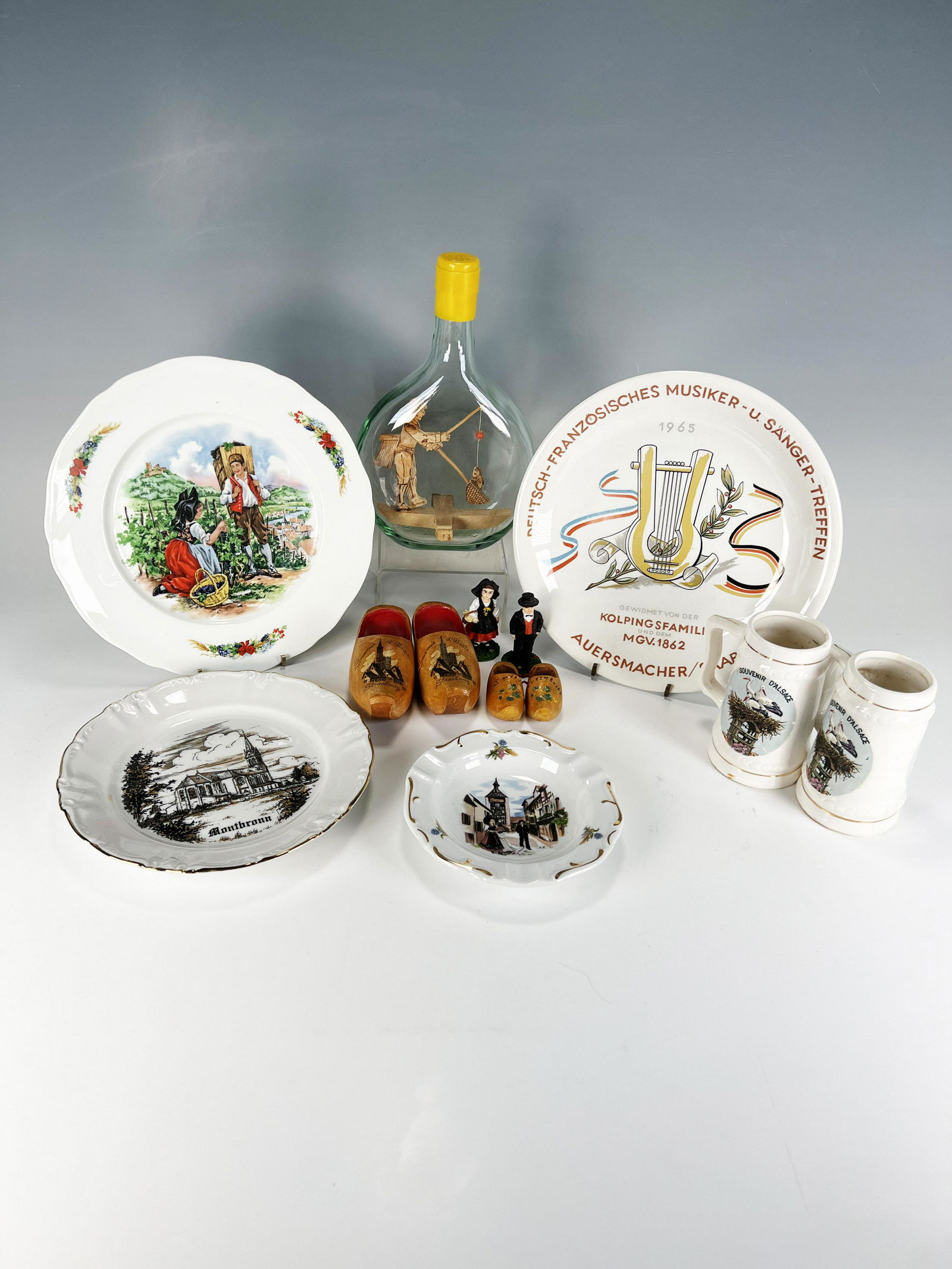 VINTAGE FRENCH GERMAN SOUVENIRS (1 of 8)