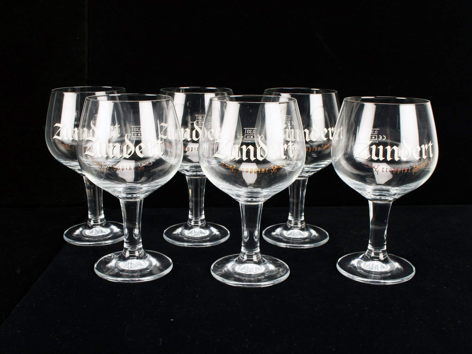 ZUNDERT TRAPPIST ALE BEER GOBLET GLASSES: ZUNDERT TRAPPIST ALE BEER GOBLET GLASSES Zundert Trappist Ale Beer Goblet Glasses 4" X 7" Shipping: