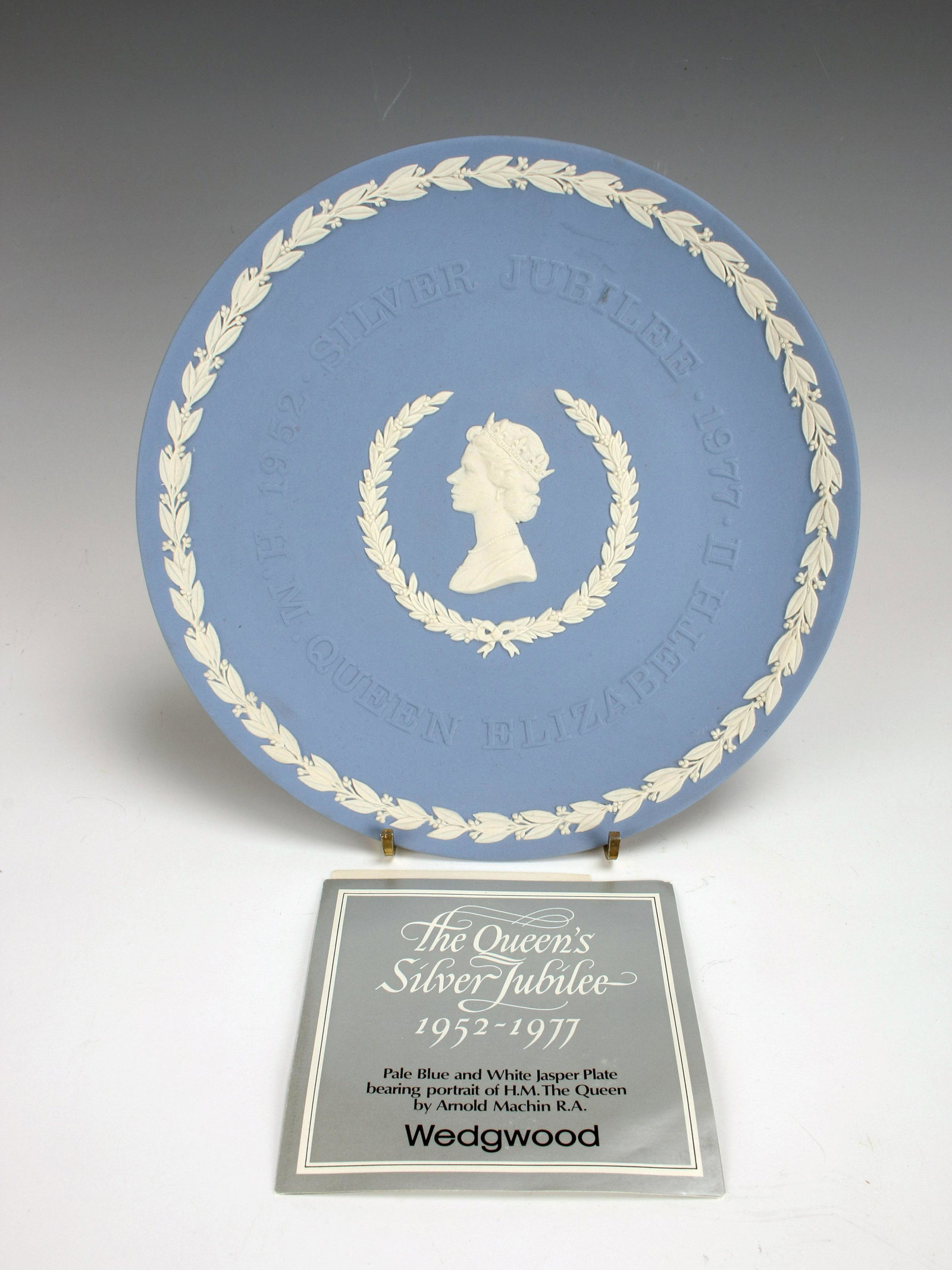 英国製WEDGWOOD 1977 FriendShip Salem ティートリオ