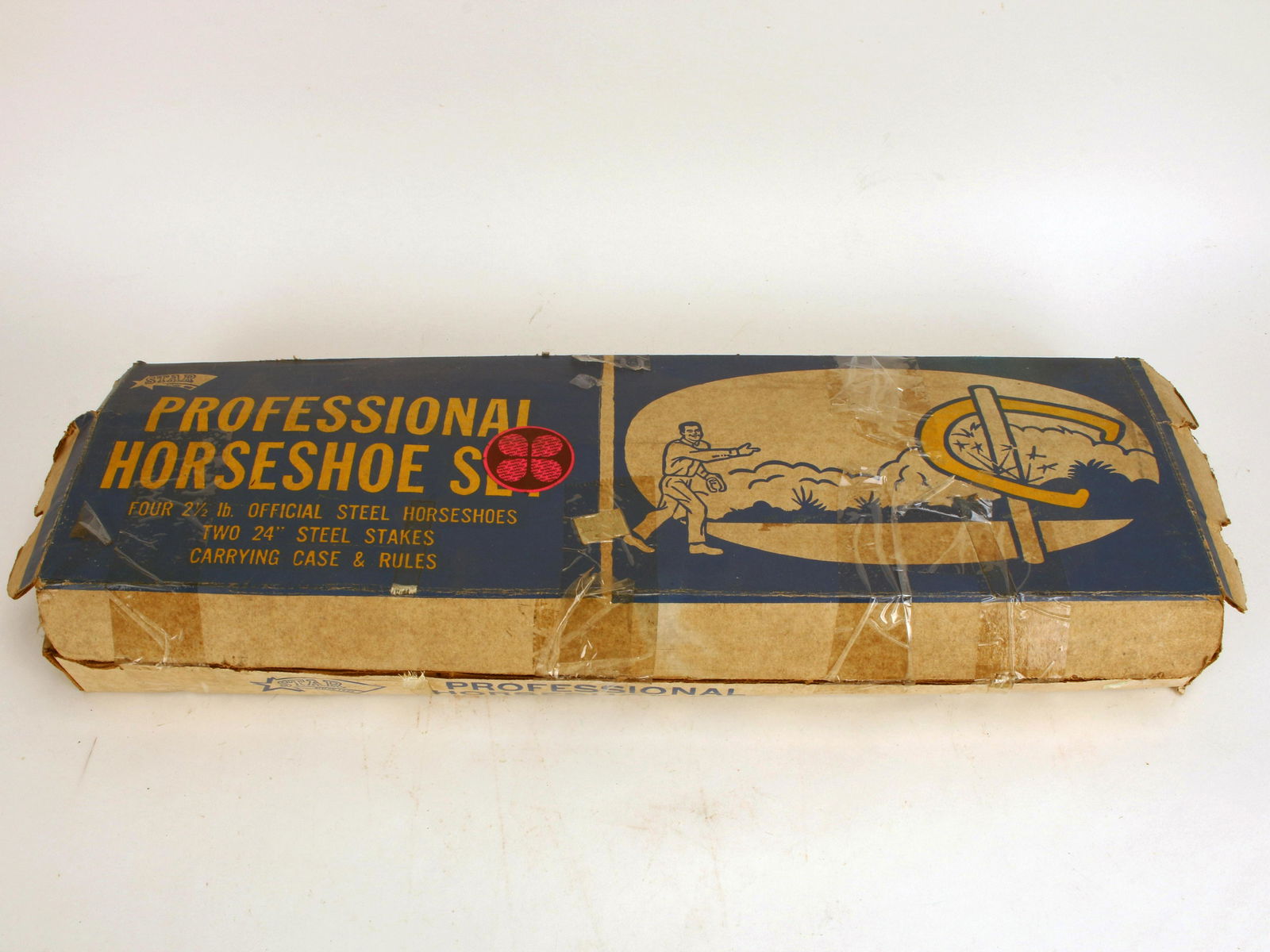VINTAGE STAR PROFESSIONAL HORSESHOES IN BOX: VINTAGE STAR PROFESSIONAL HORSESHOES IN BOX Old school horseshoe set in original box. Don't drop these on your toe! 9" X 24"