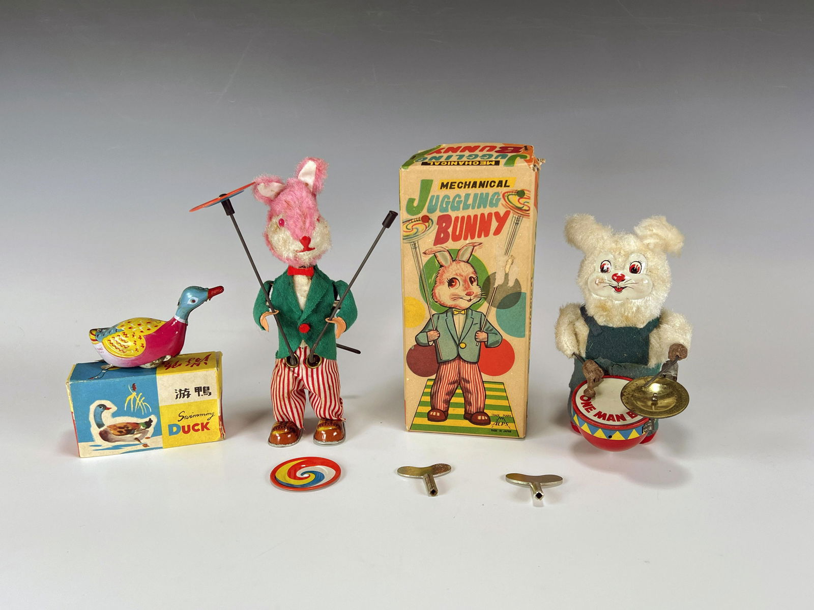 3 VINTAGE WIND UP TOYS (1 of 3)