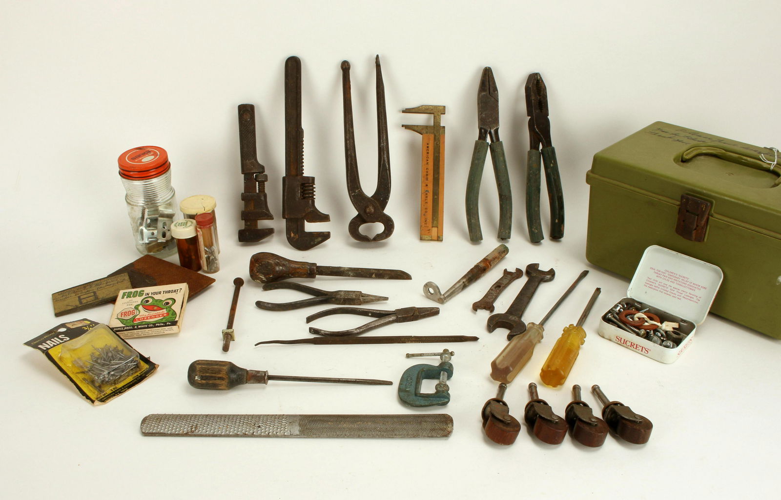 VINTAGE TOOLS IN TOOLBOX (1 of 6)