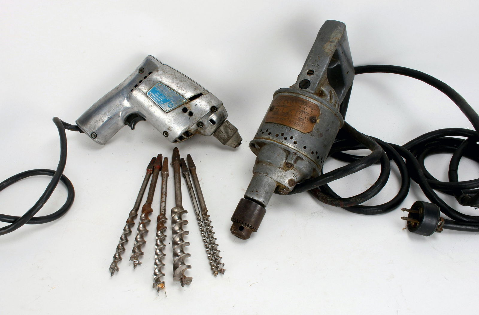TWO VINTAGE ELECTRIC DRILLS AND BITS TOOLS (1 of 3)