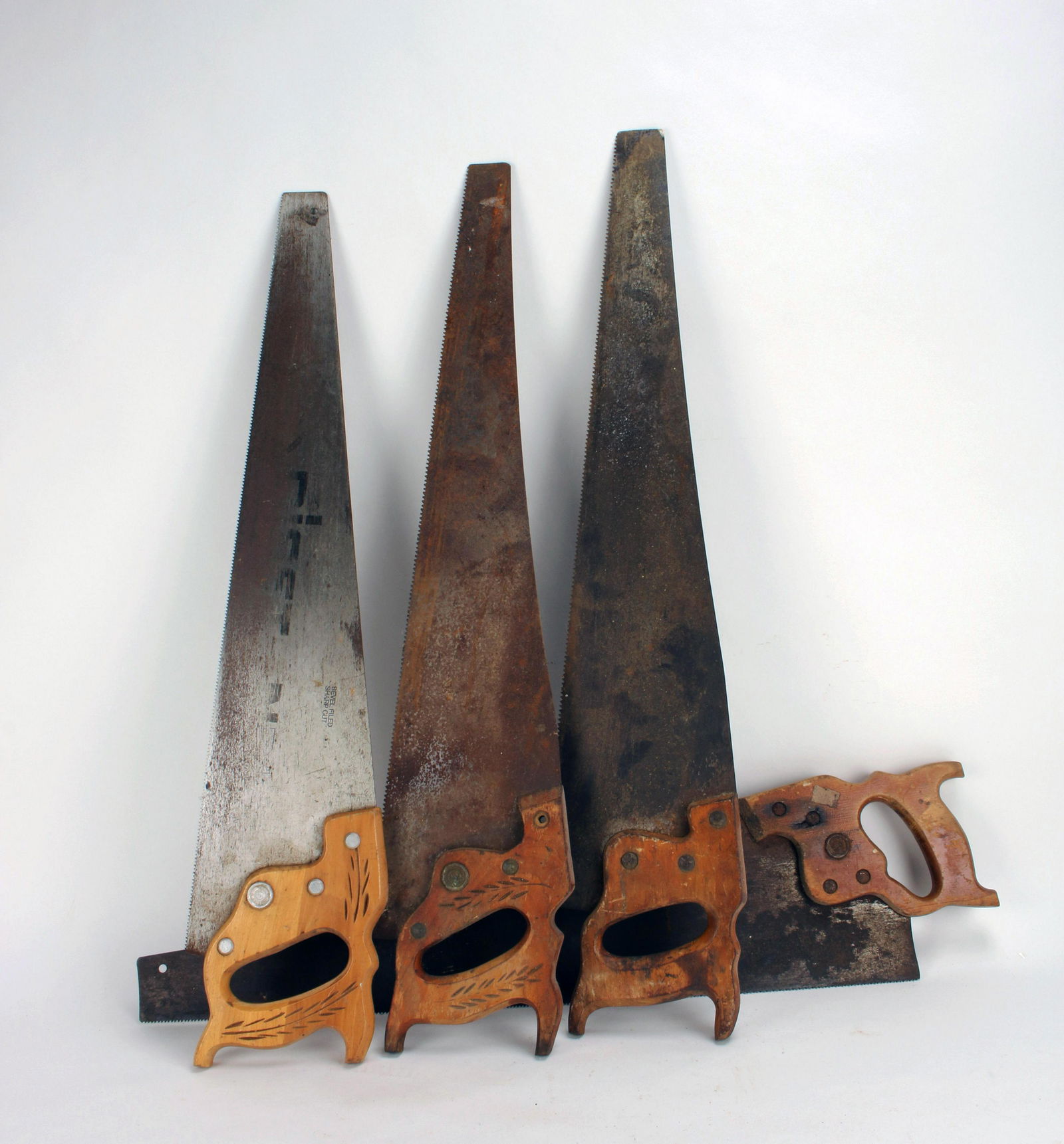 4 VINTAGE SAWS TOOLS (1 of 4)