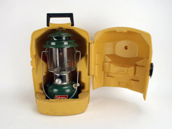 Vintage Coleman Camping Lantern Model 220k In Carrying Case