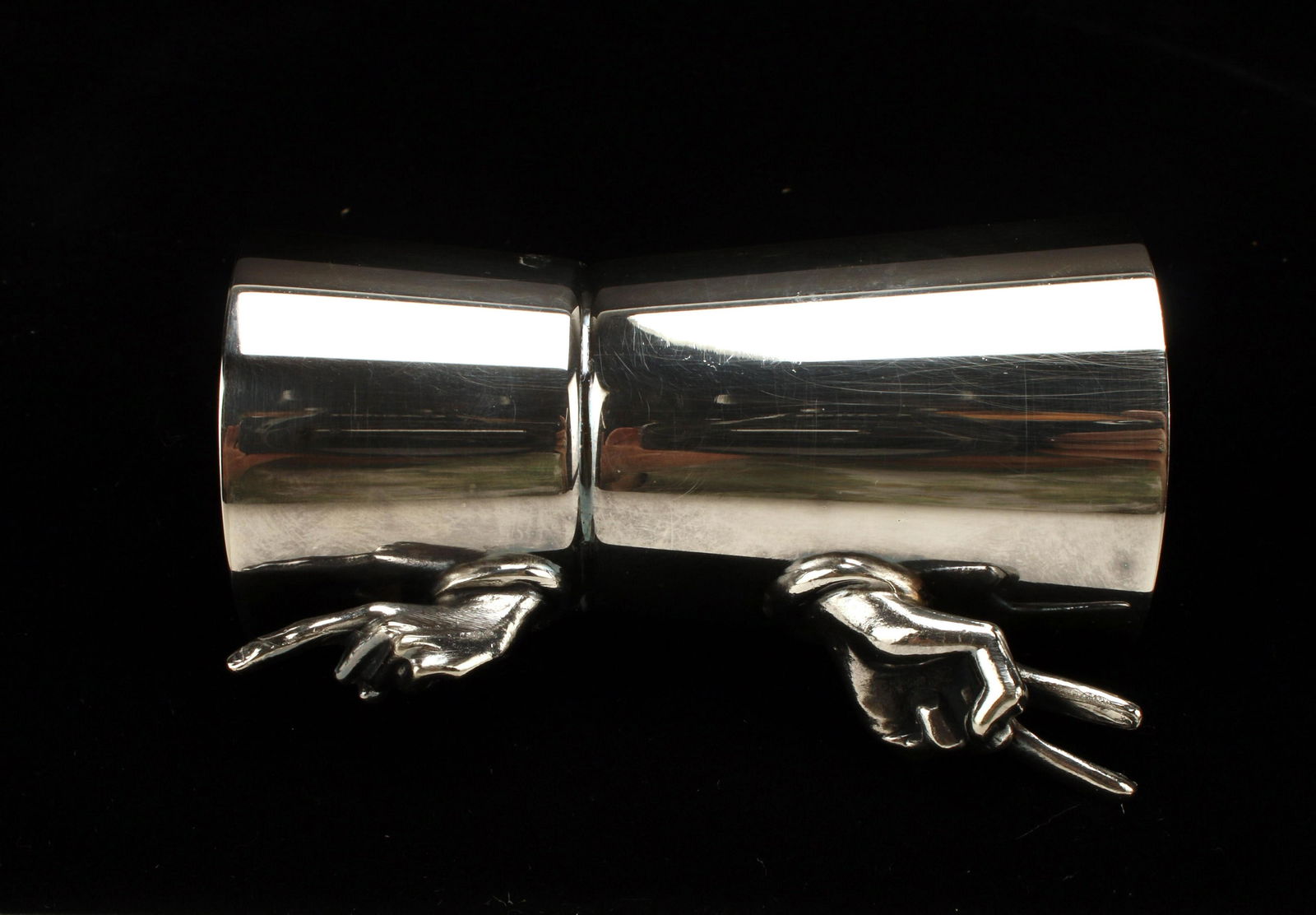 VINTAGE NAPIER SILVERPLATE 1 OR 2 FINGER JIGGERS DOUBLE SHOT BARWARE (1 of 10)