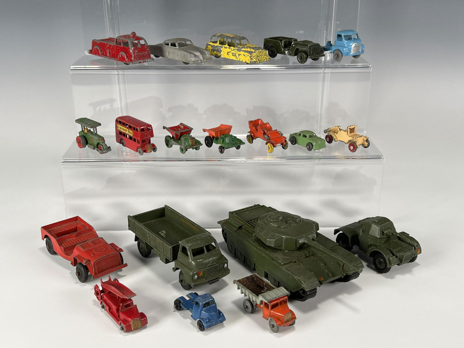 COLLECTION OF VINTAGE DIE CAST TOY CARS GOODEE LESNEY: COLLECTION OF VINTAGE DIE CAST TOY CARS GOODEE LESNEY Includes Goodee, Dinky, Tootsie Toys, Lesney, and more. 5" Shipping: