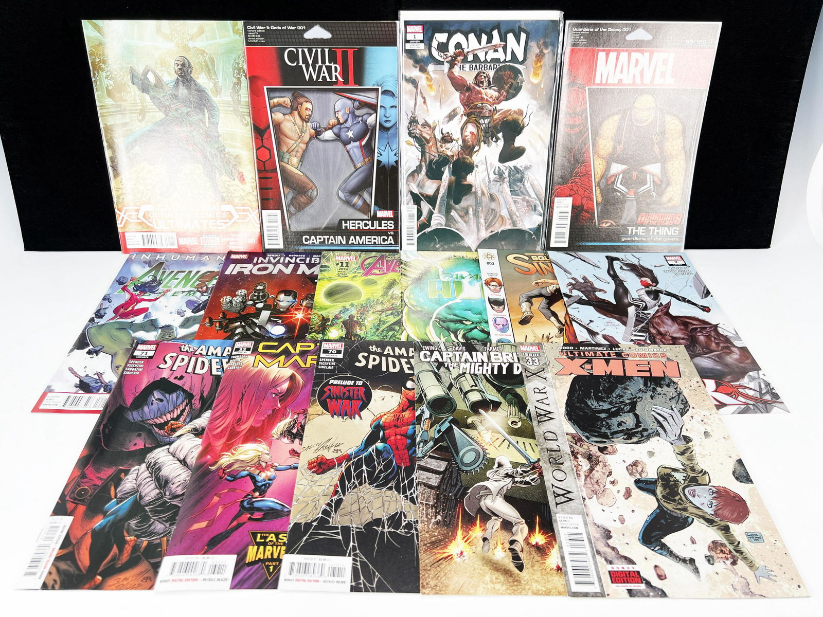 LOT OF MODERN MARVEL COMIC BOOKS AVENGERS (1 of 6)