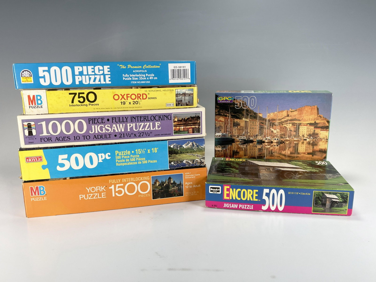 OUTDOORSY JIGSAW PUZZLES: OUTDOORSY JIGSAW PUZZLES Some boxes have wear. Pieces not counted. 12 1/4" x 9 1/2" Shipping: Shi