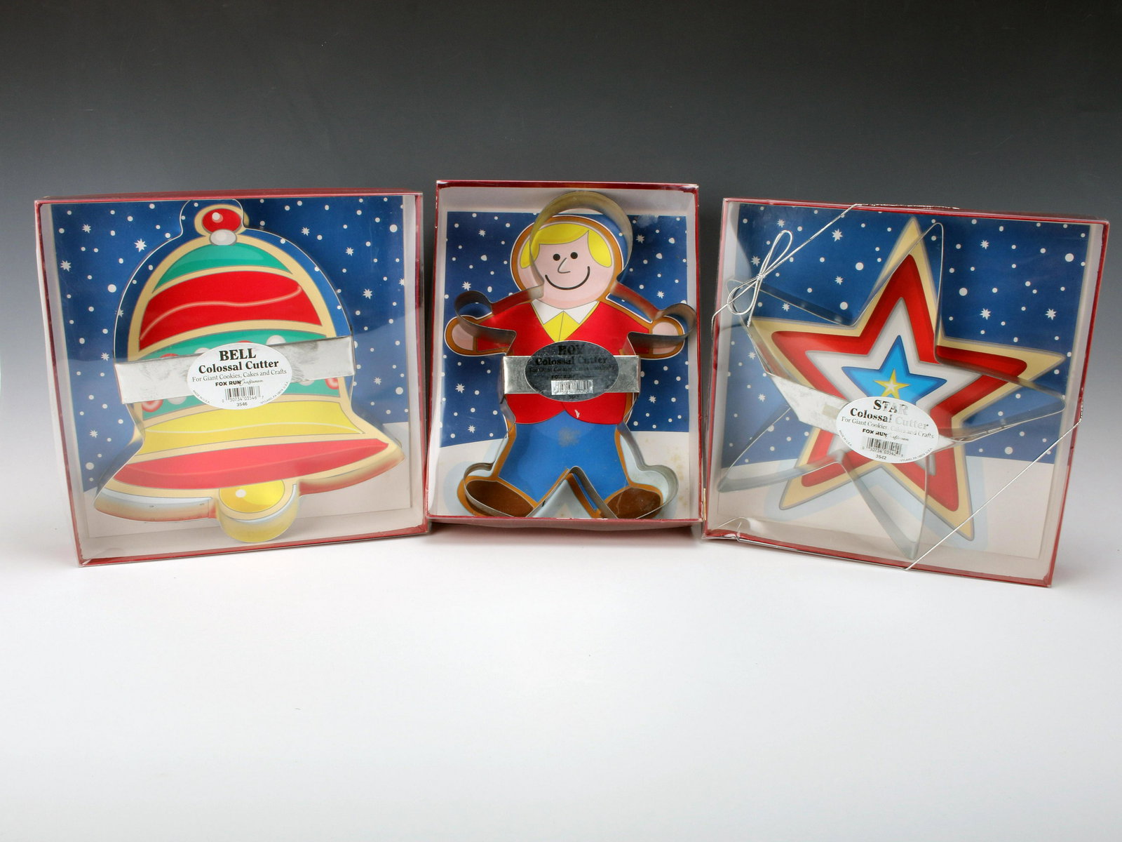 THREE FOX RUN CRAFTSMAN COLOSSAL COOKIE/CAKE CUTTERS IN BOX (1 of 4)