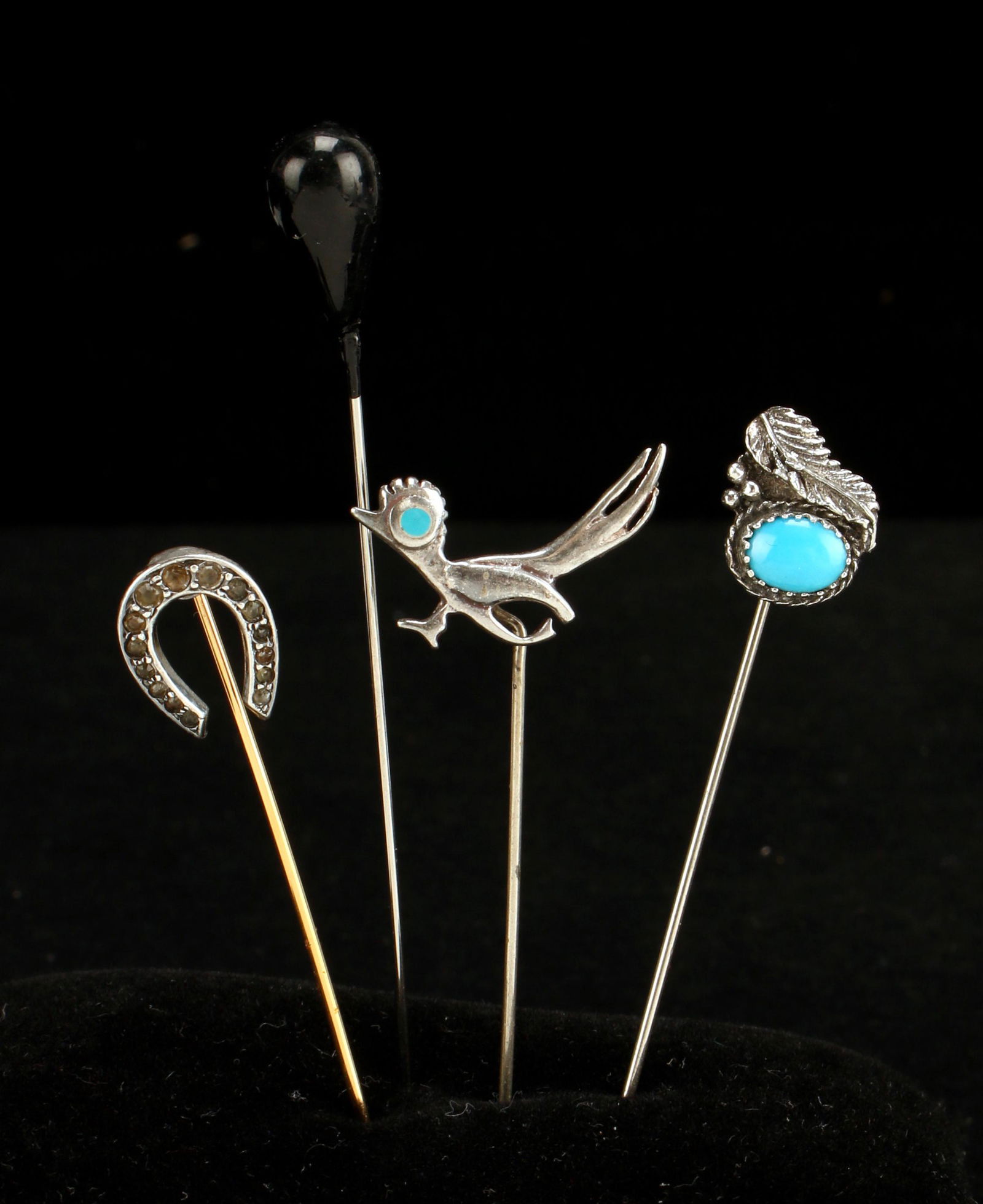 3 VINTAGE STERLING SILVER STICK PINS PLUS 1 HAT PIN (1 of 4)