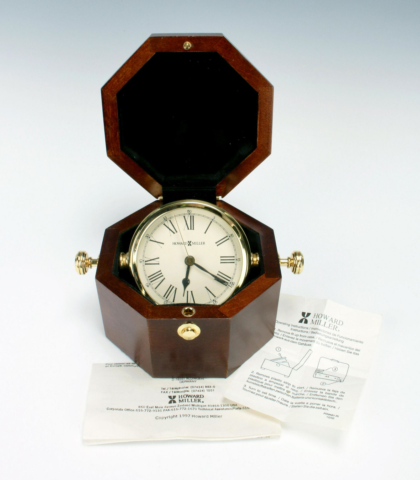 WEATHER & MARITIME WINDSOR CHERRY QUARTZ TABLETOP CLOCK (1 of 4)