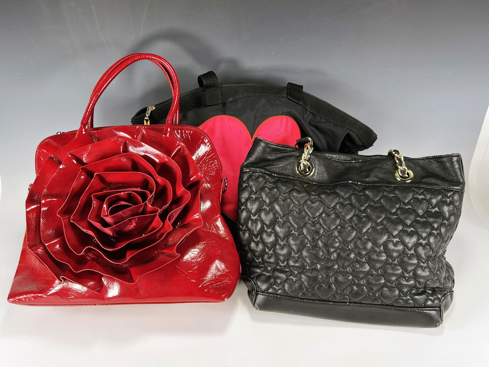 THREE LARGE TOTE BAG PURSES BETSY JOHNSON (1 of 10)