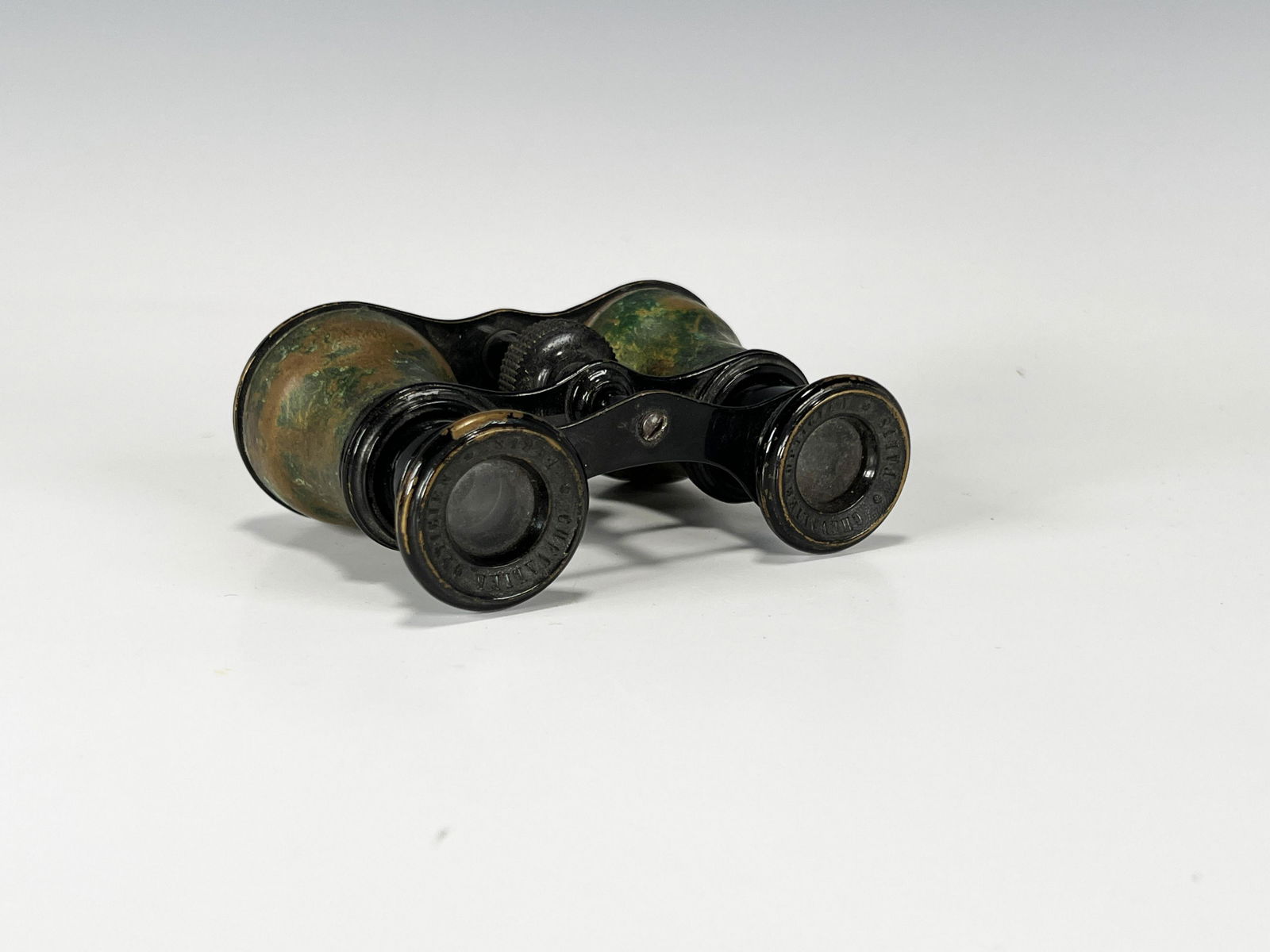 VINTAGE CHEVALIER OPTICIEN PARIS BINOCULARS (1 of 5)