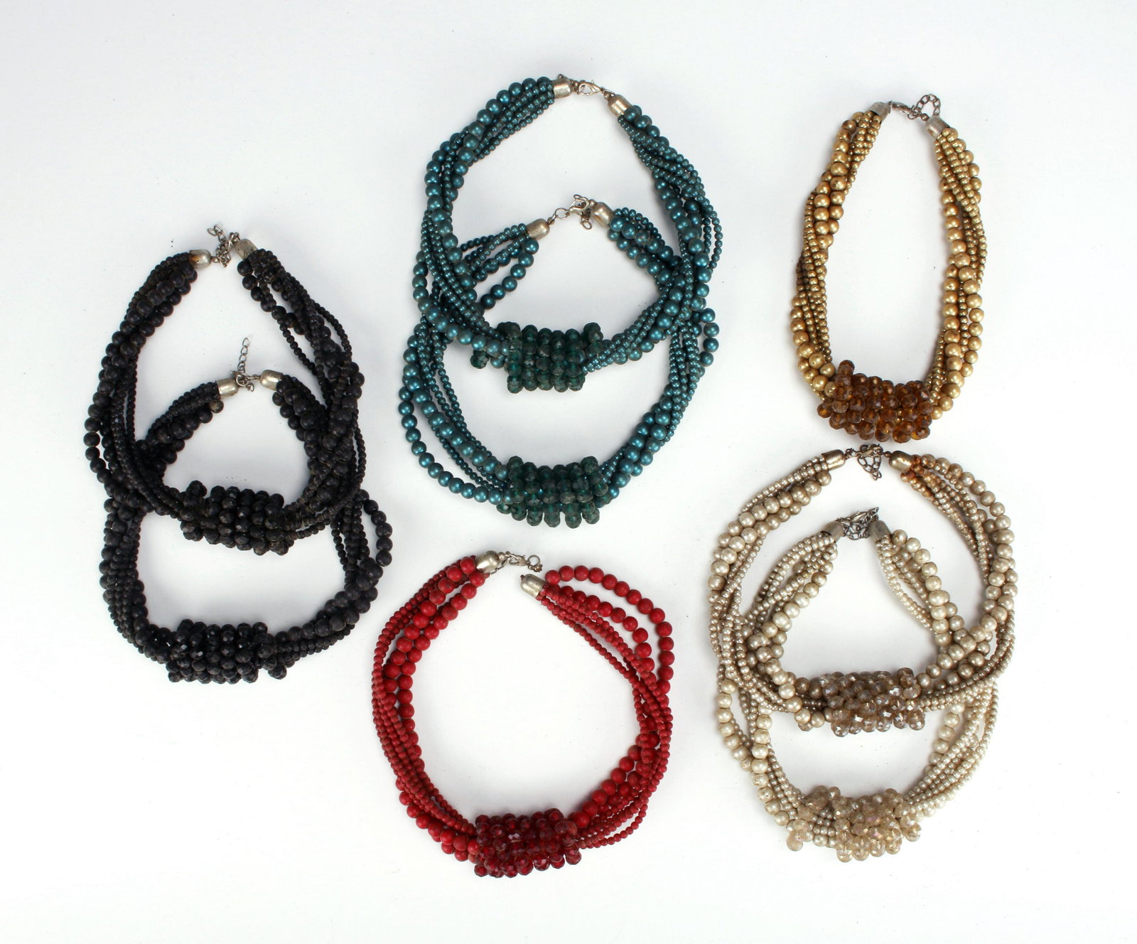 LOT OF 8 BEAD CHOKERS: LOT OF 8 BEAD CHOKERS