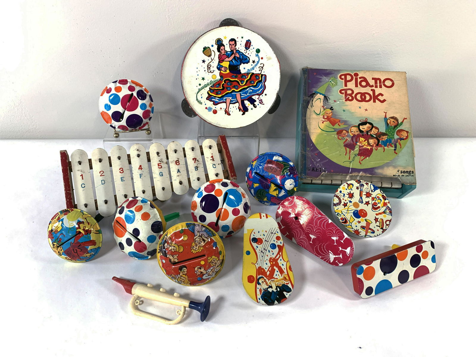 INSTRUMENTS AND NOISE MAKERS: INSTRUMENTS AND NOISE MAKERS