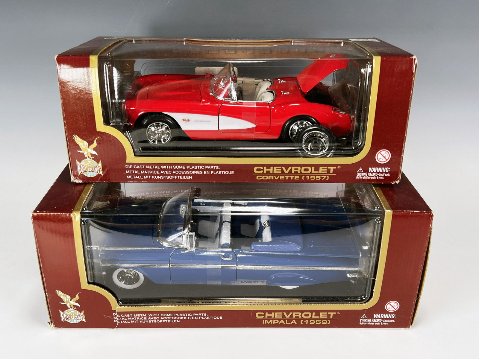 TWO ROAD LEGENDS 1:18 NIB SCALE MODEL CARS (1 of 3)