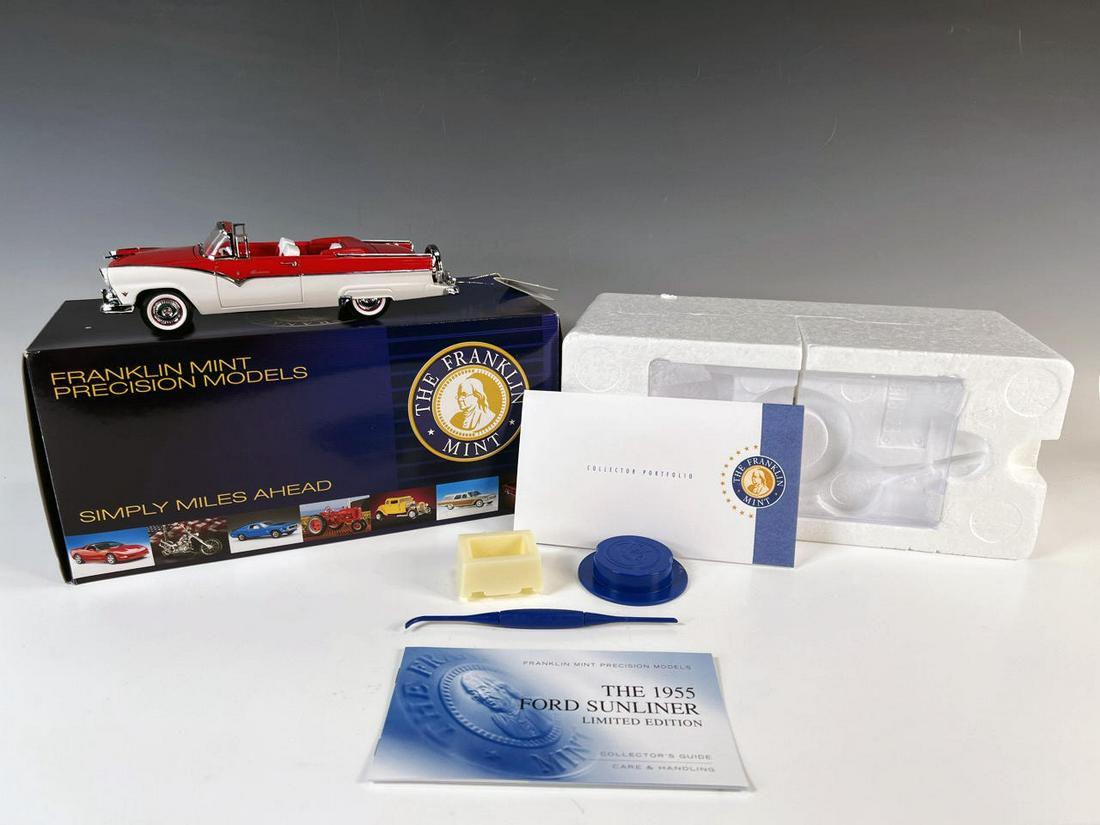 FRANKLIN MINT 1955 FORD SUNLINER (1 of 8)