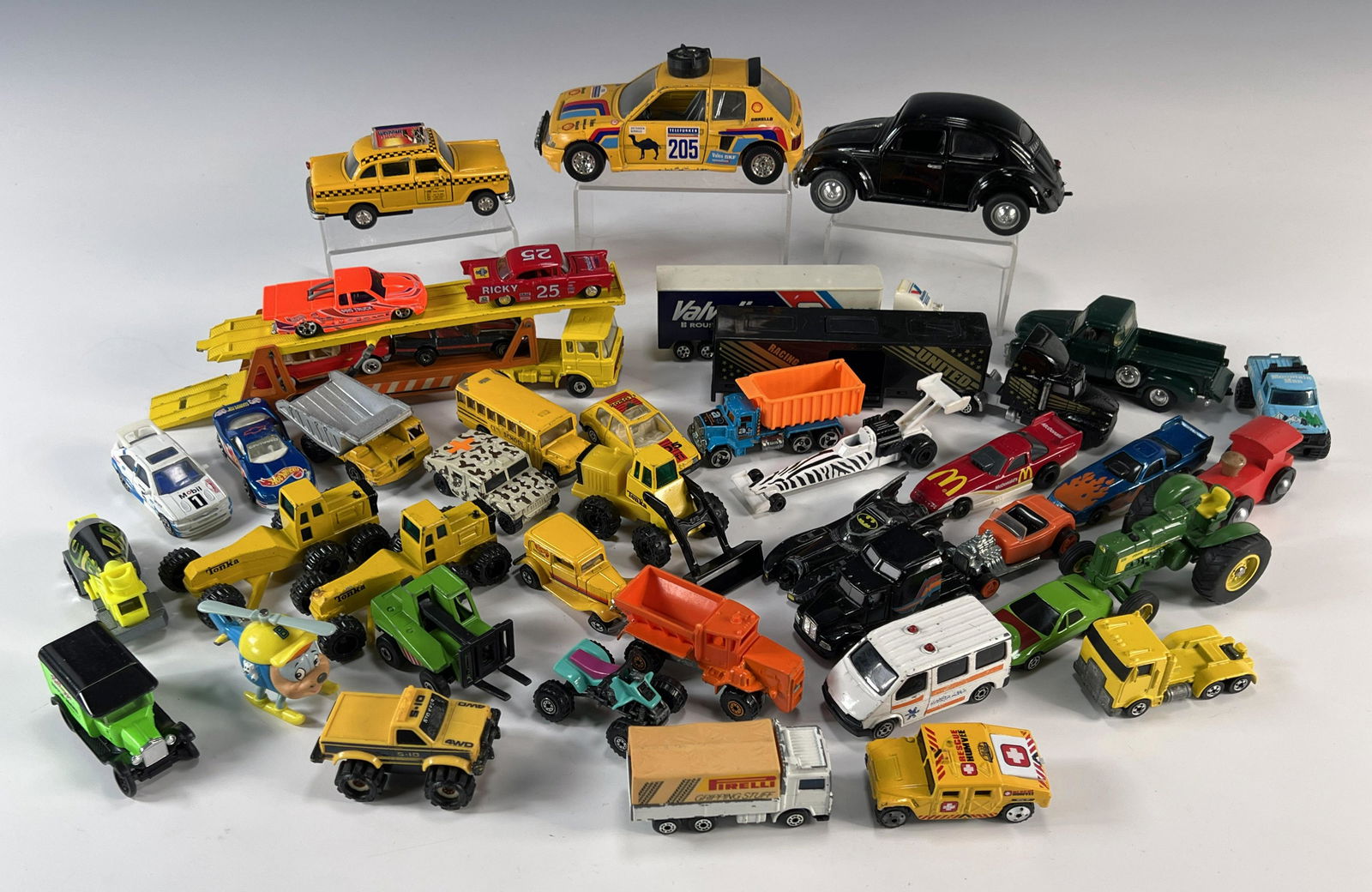LOT OF TOY CARS MATCHBOX HOTWHEELS (1 of 6)