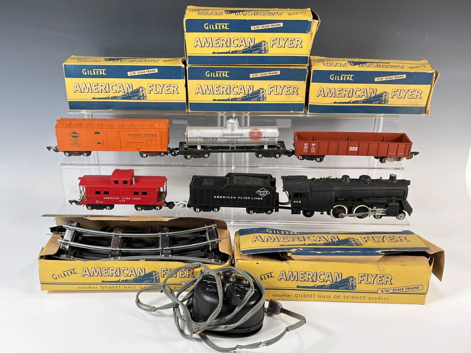 COLLECTION OF AMERICAN FLYER S SCALE TRAINS (1 of 11)