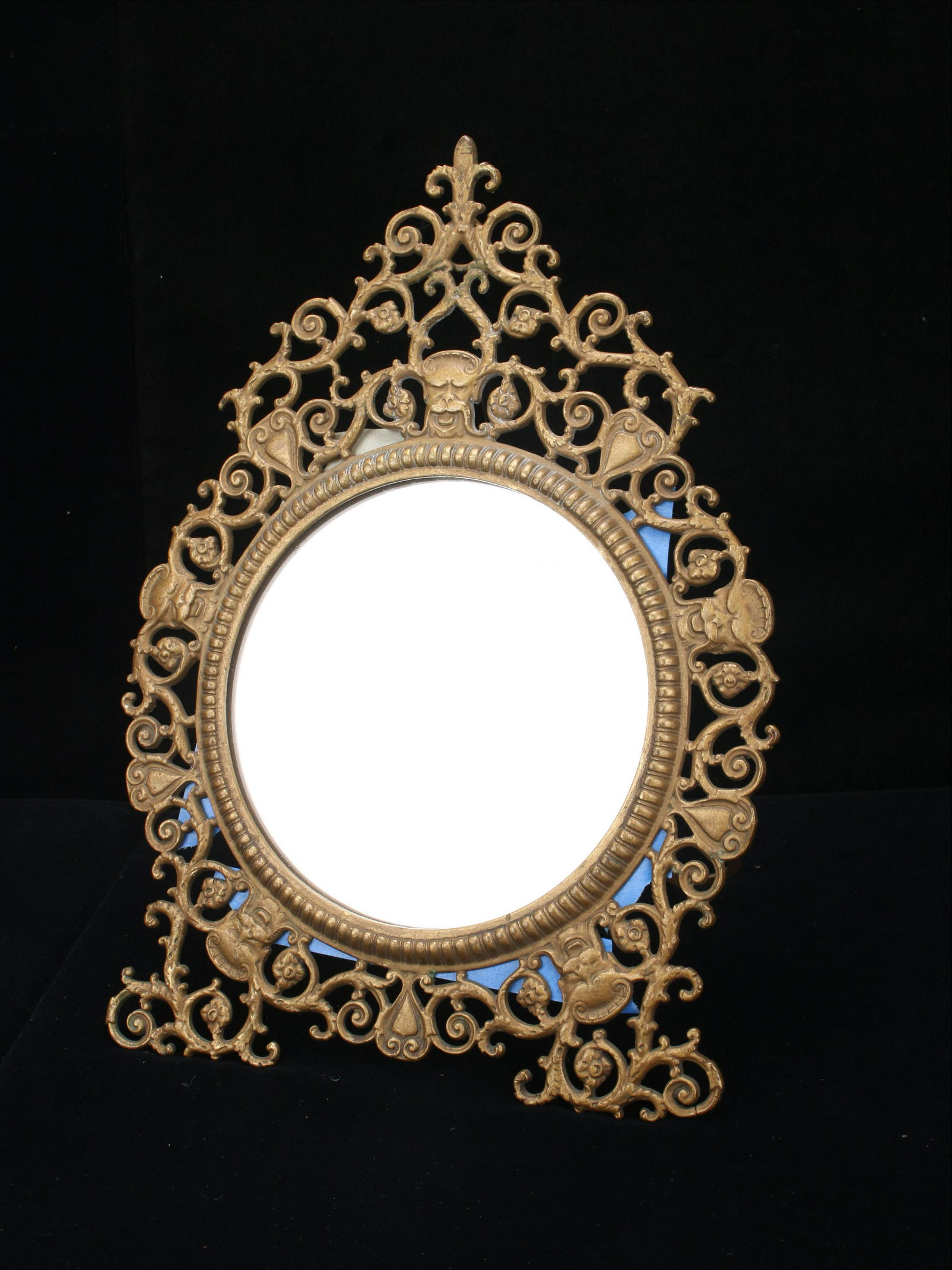 VANITY TABLE EASEL MIRROR (1 of 3)