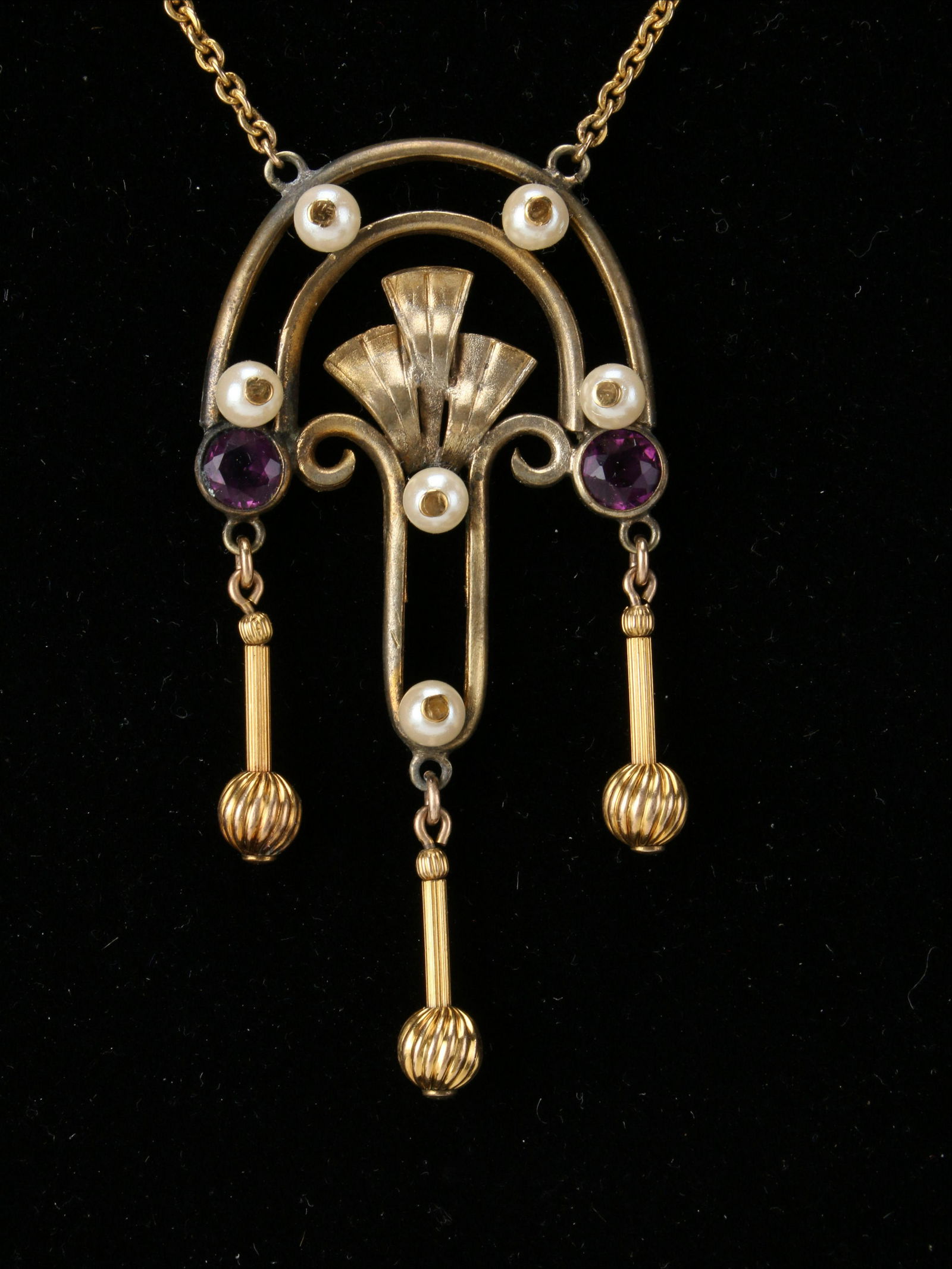 ANTIQUE ART NOUVEAU PENDANT (1 of 6)