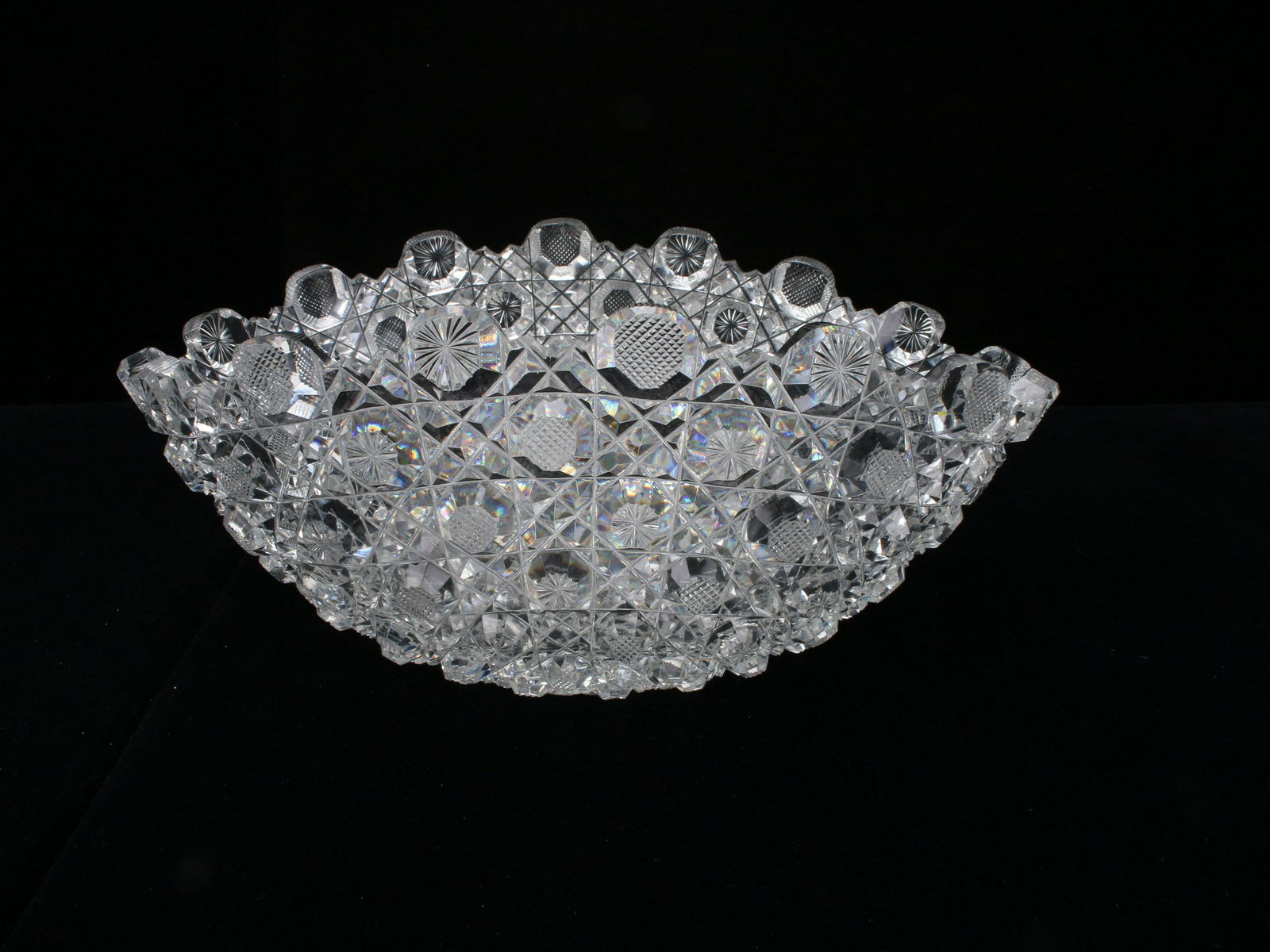 OVAL CUT CRYSTAL CENTERPIECE SERVING BOWL (1 of 3)