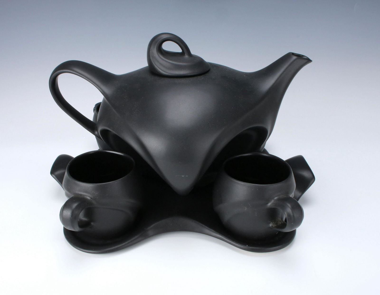 SAENGER STAR TREK PICARD BLACK CERAMIC TEA SET (1 of 8)