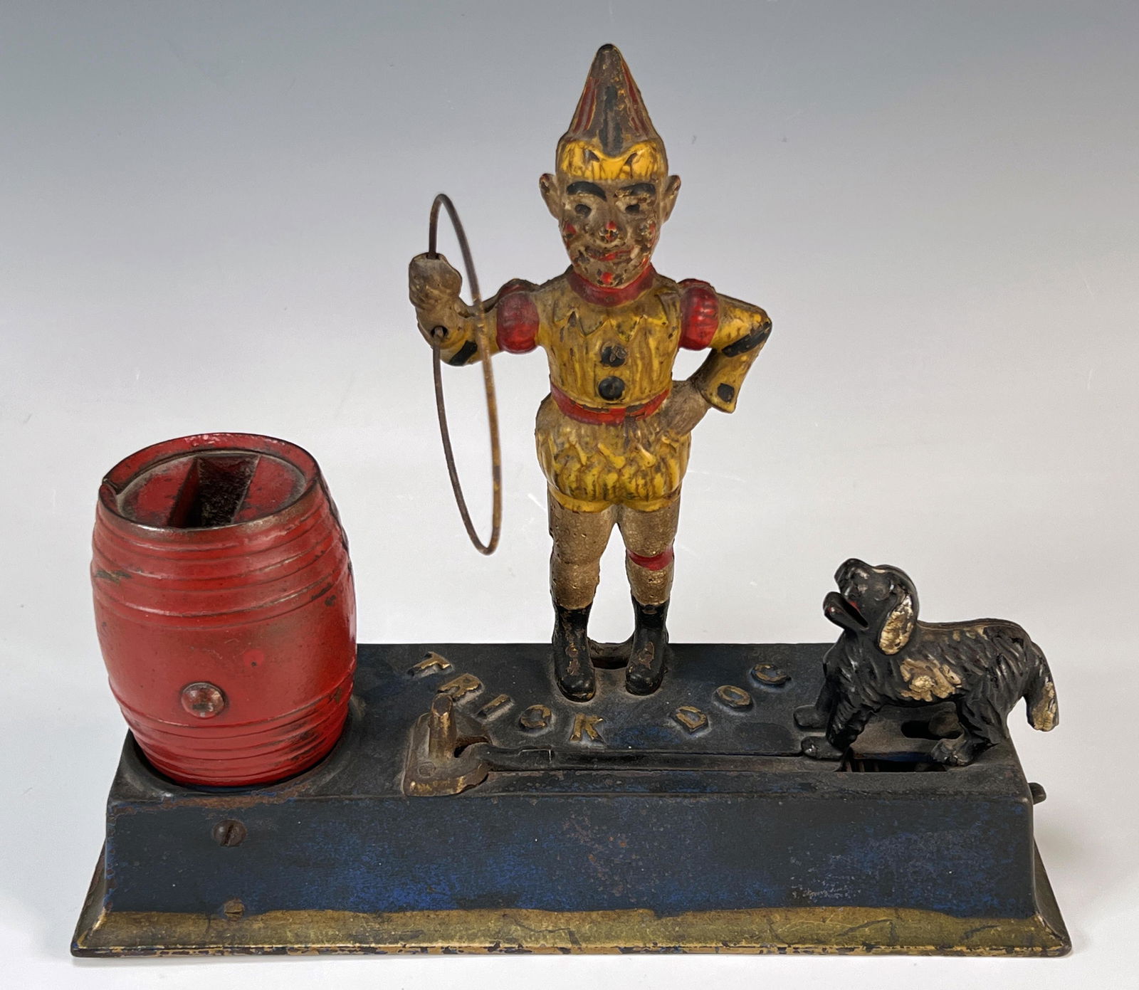ANTIQUE HUBLEY TRICK DOG CAST IRON MECHANICAL BANK (1 of 8)