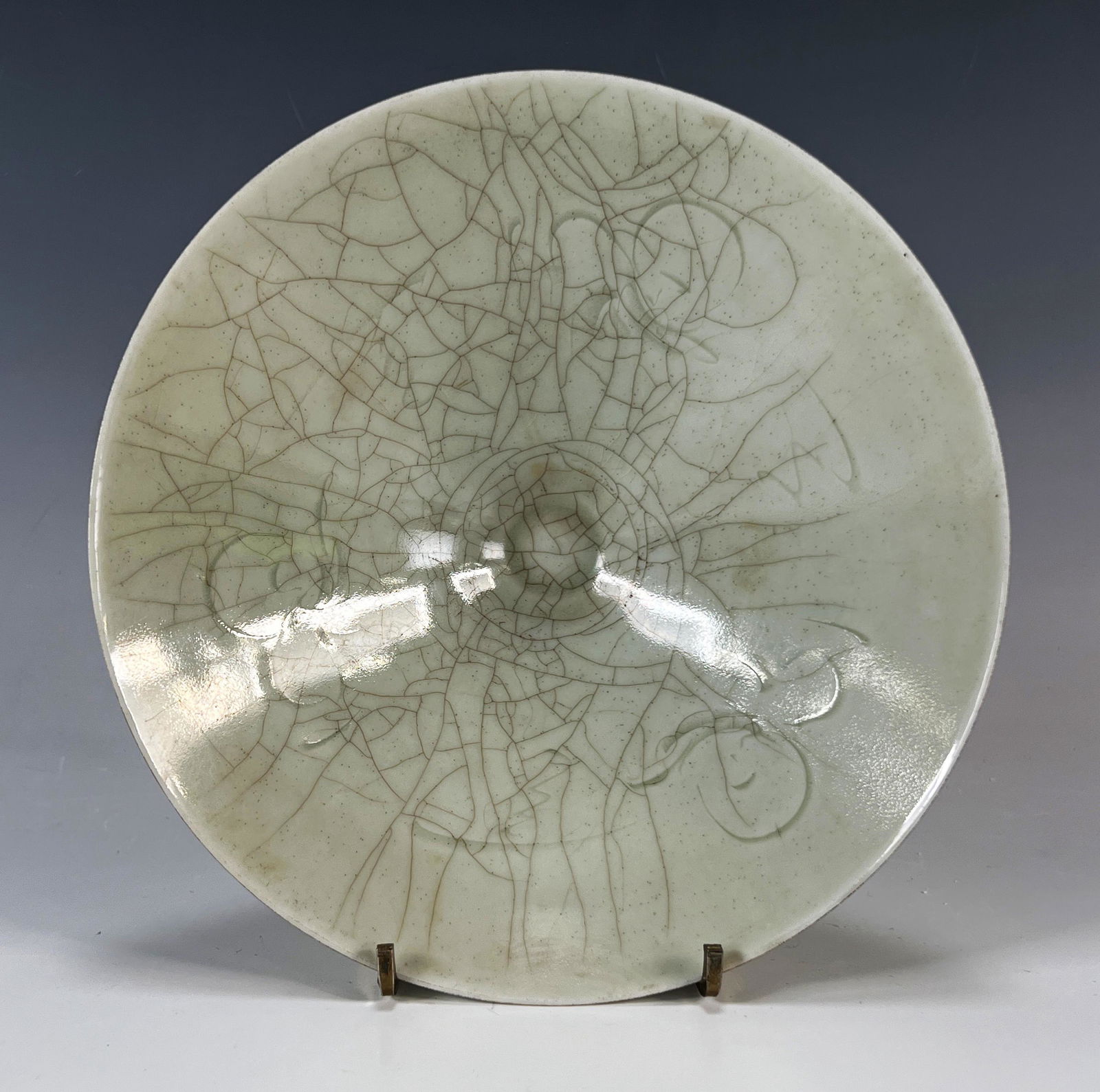 CELADON CRACKLE DING BOWL (1 of 4)