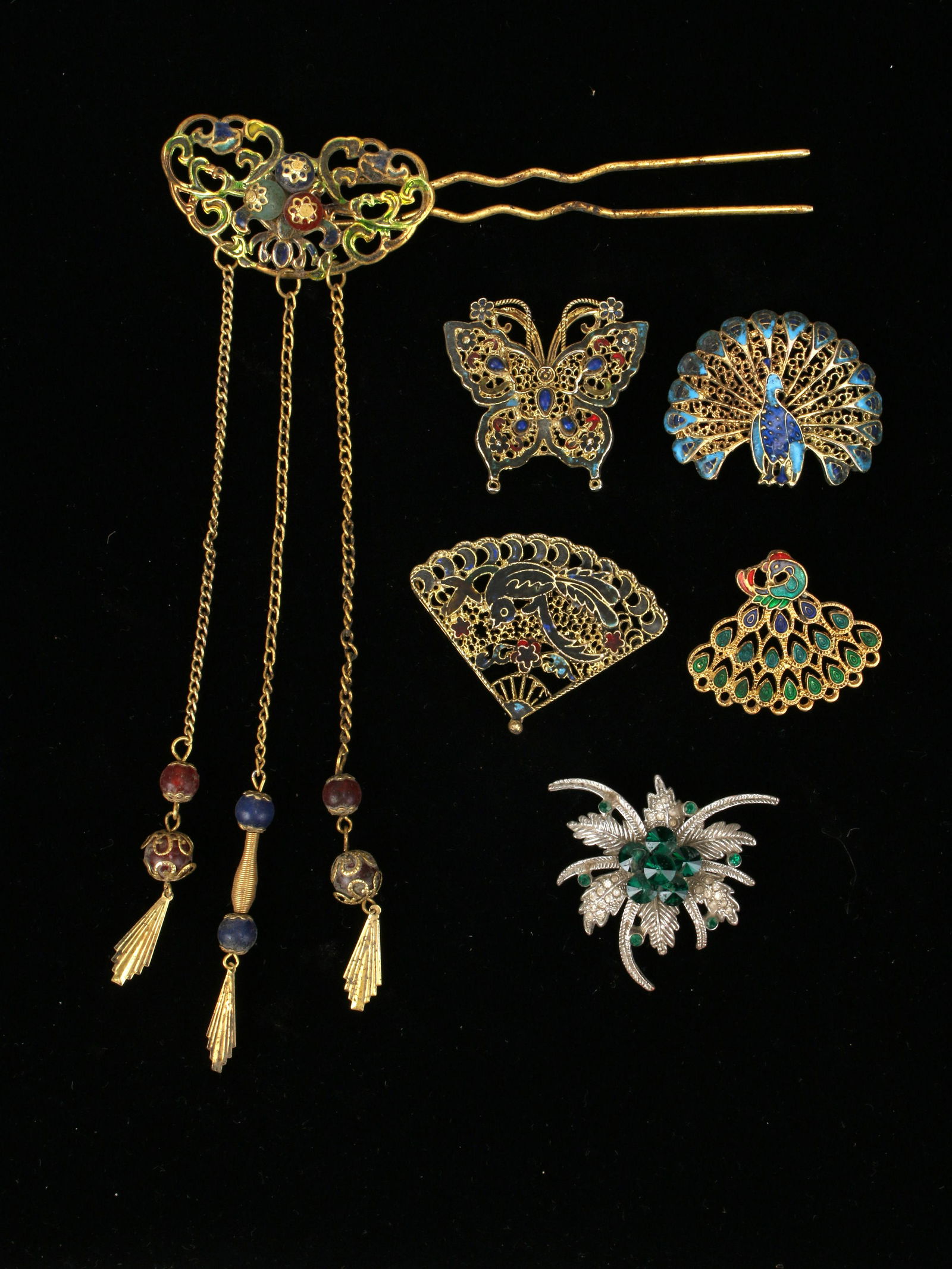 ENAMEL PENDANTS & HAIRPINS (1 of 3)