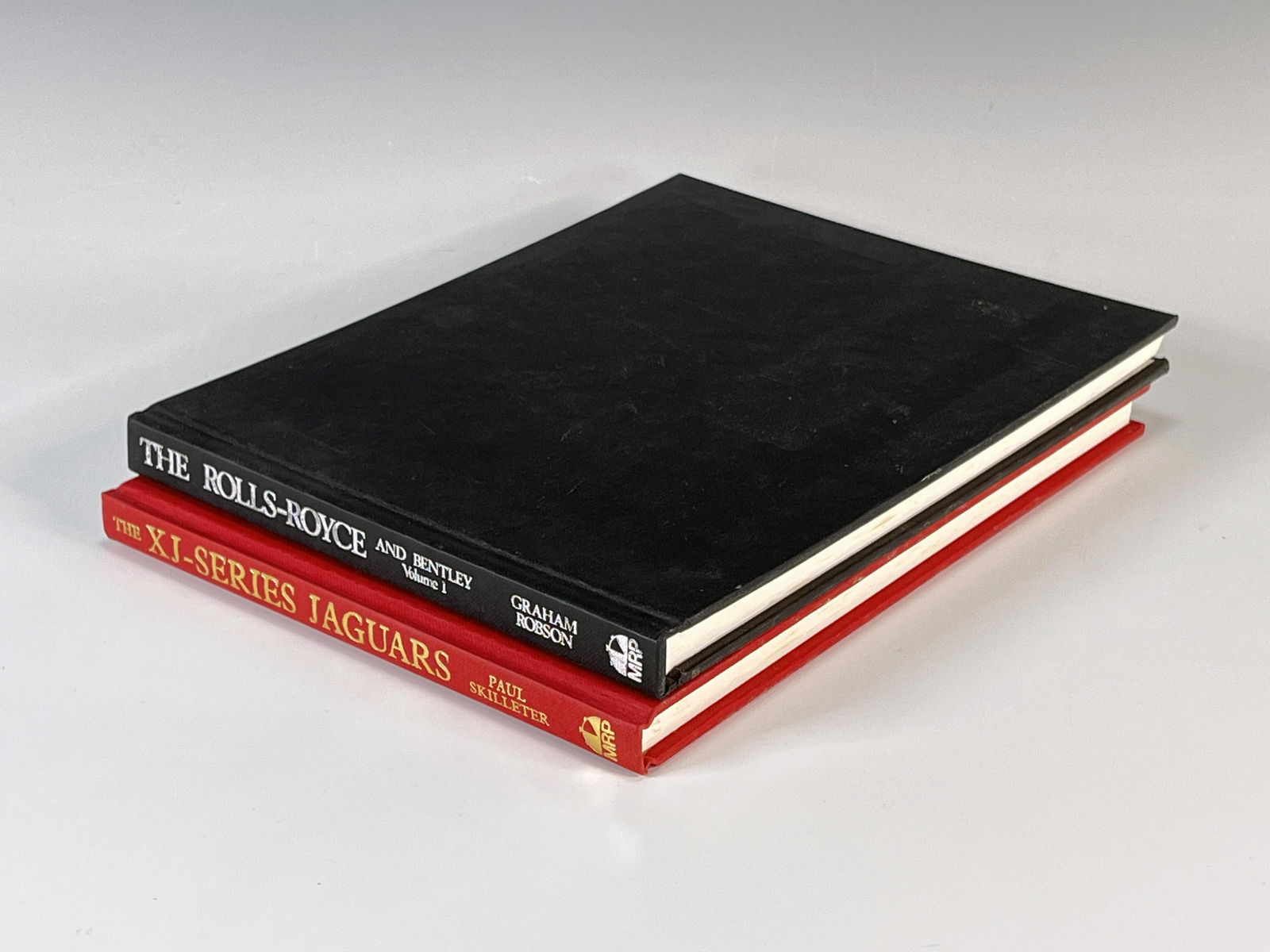 ROLLS-ROYCE AND JAGUAR AUTOMOBILE BOOKS (1 of 8)