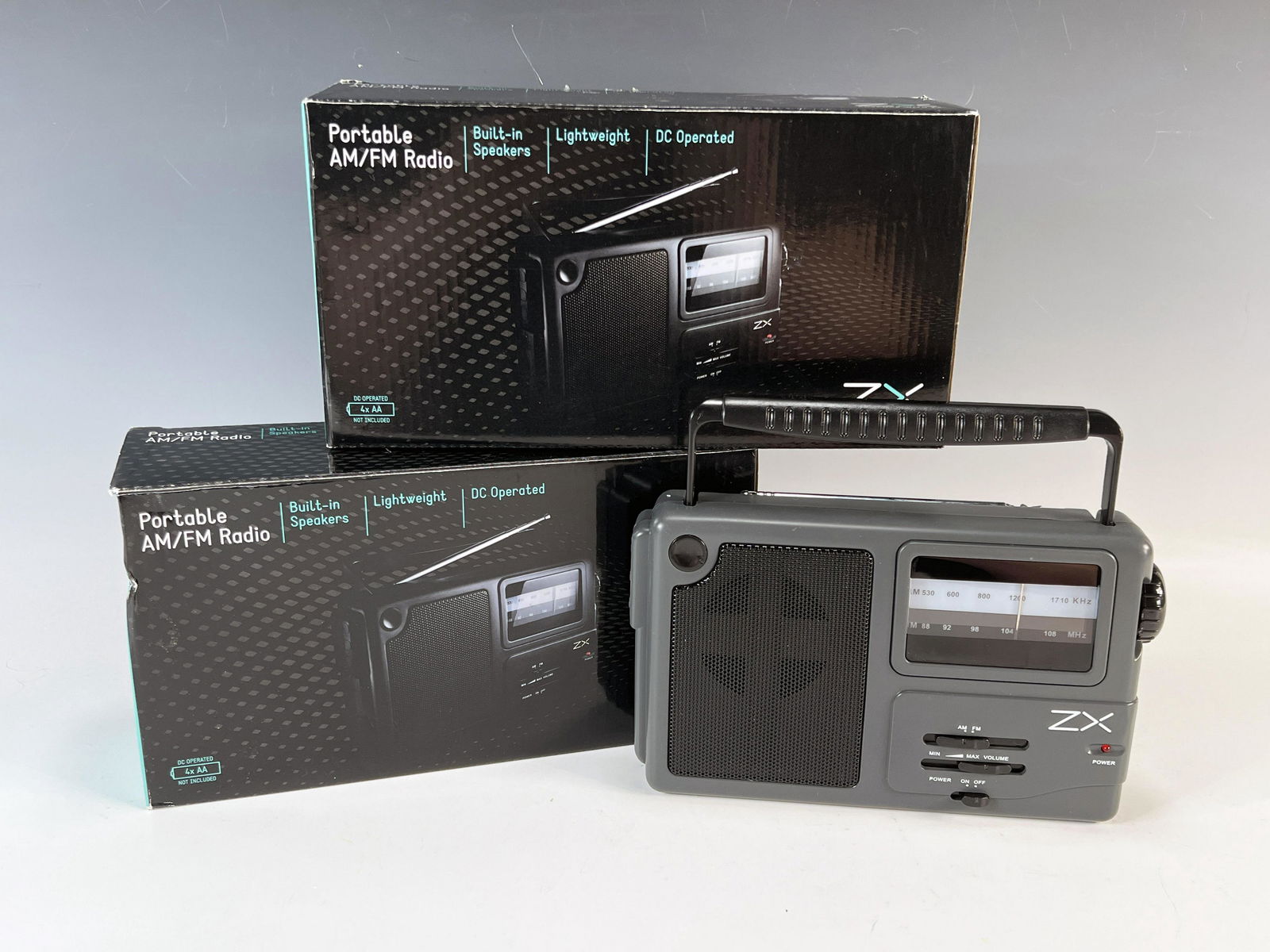 2 PORTABLE AM FM RADIOS (1 of 3)