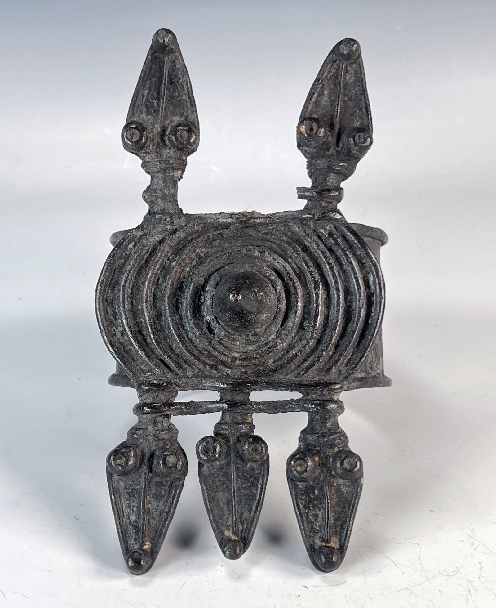 BRONZE BRACELET MOSSI CURRENCY BOUKINA FASSO WEST AFRICA: BRONZE BRACELET MOSSI CURRENCY BOUKINA FASSO WEST