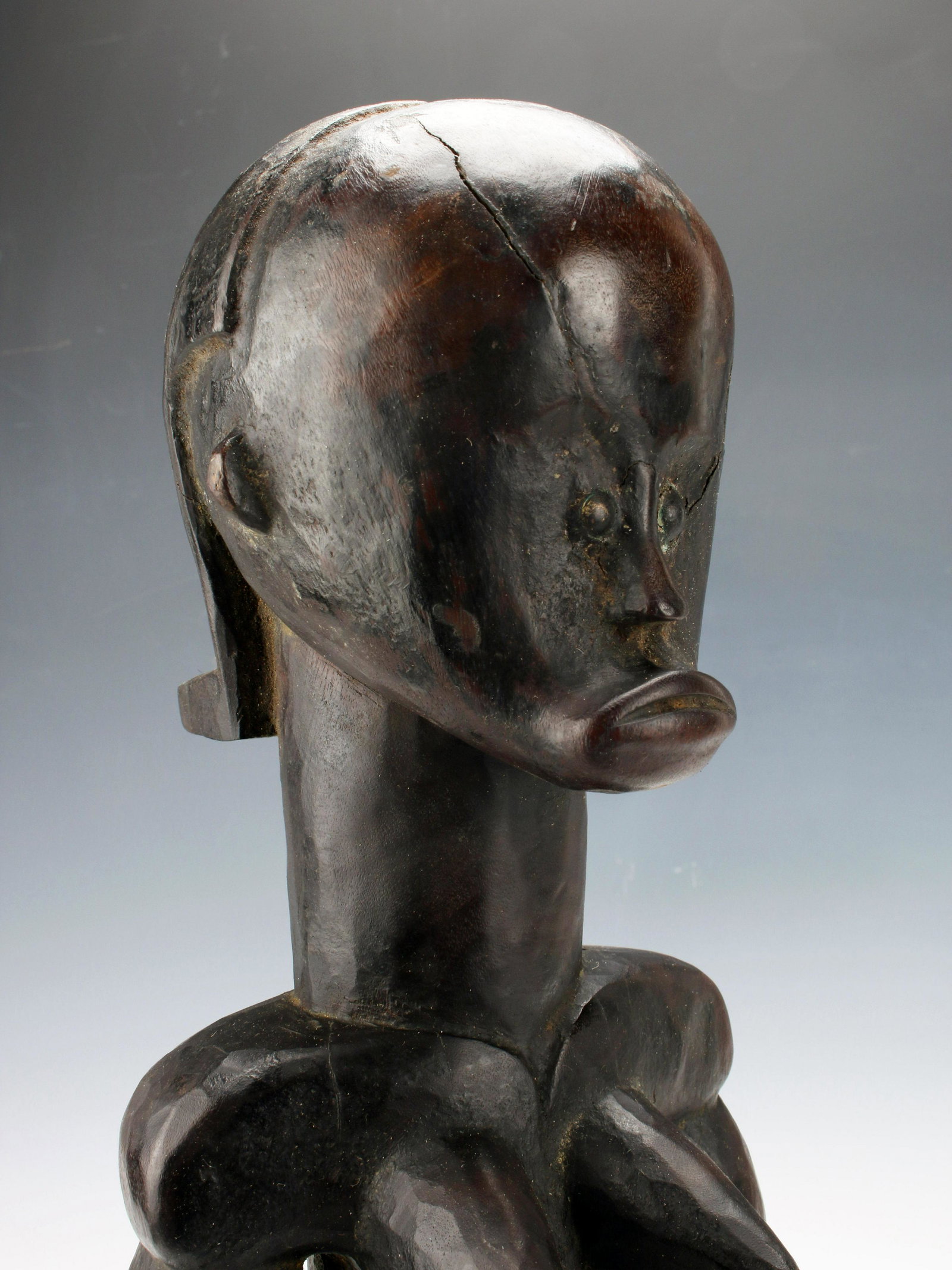 FANG FIGURE TUMU WITH PALM OILS INSIDE, PATINA SUITANTE GABON CENTRAL AFRICA: FANG FIGURE TUMU WITH PALM OILS INSIDE, PATINA SUI