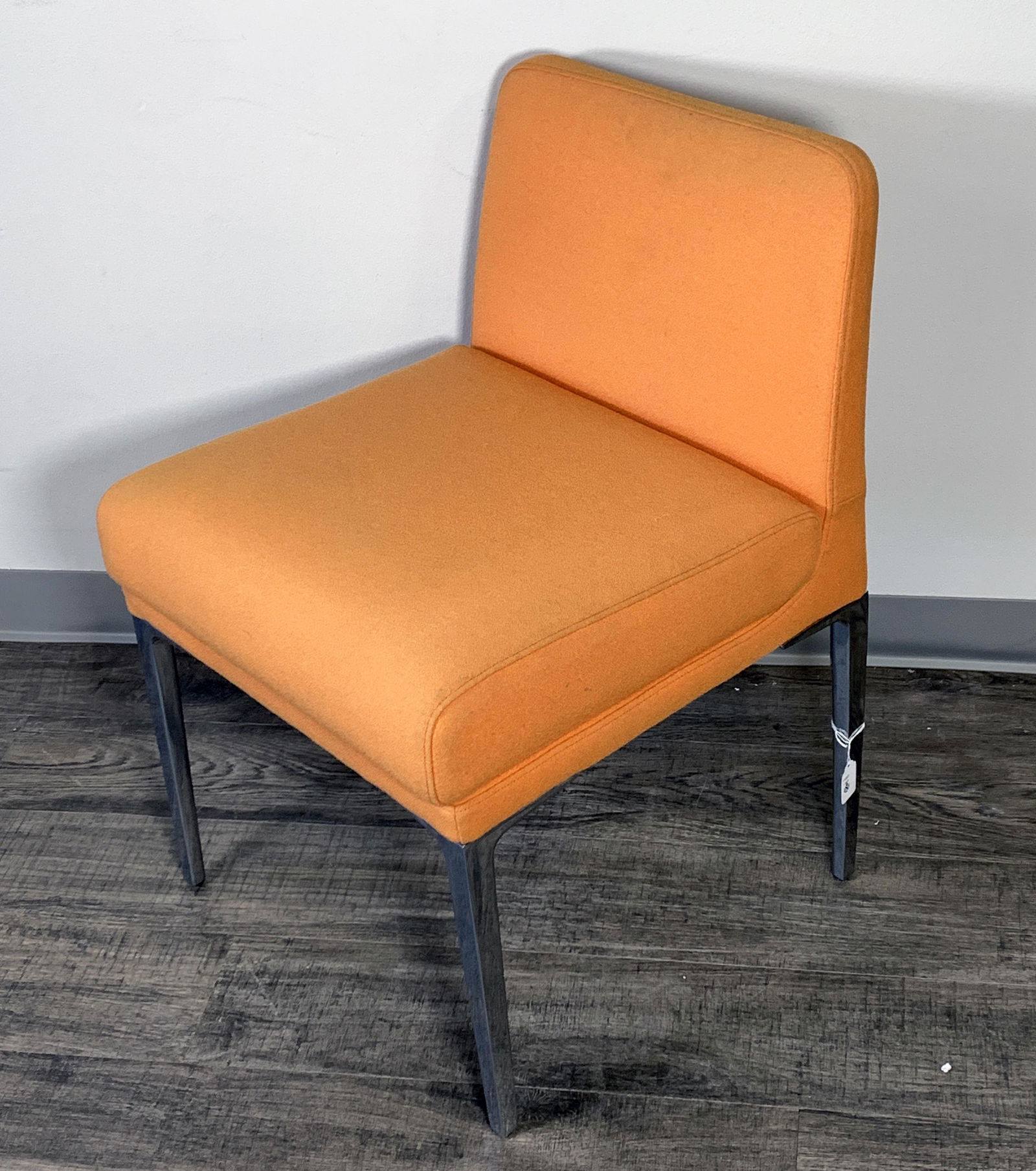 MODERN SIDE CHAIR IN ORANGE NIENKAMPER: MODERN SIDE CHAIR IN ORANGE NIENKAMPER
