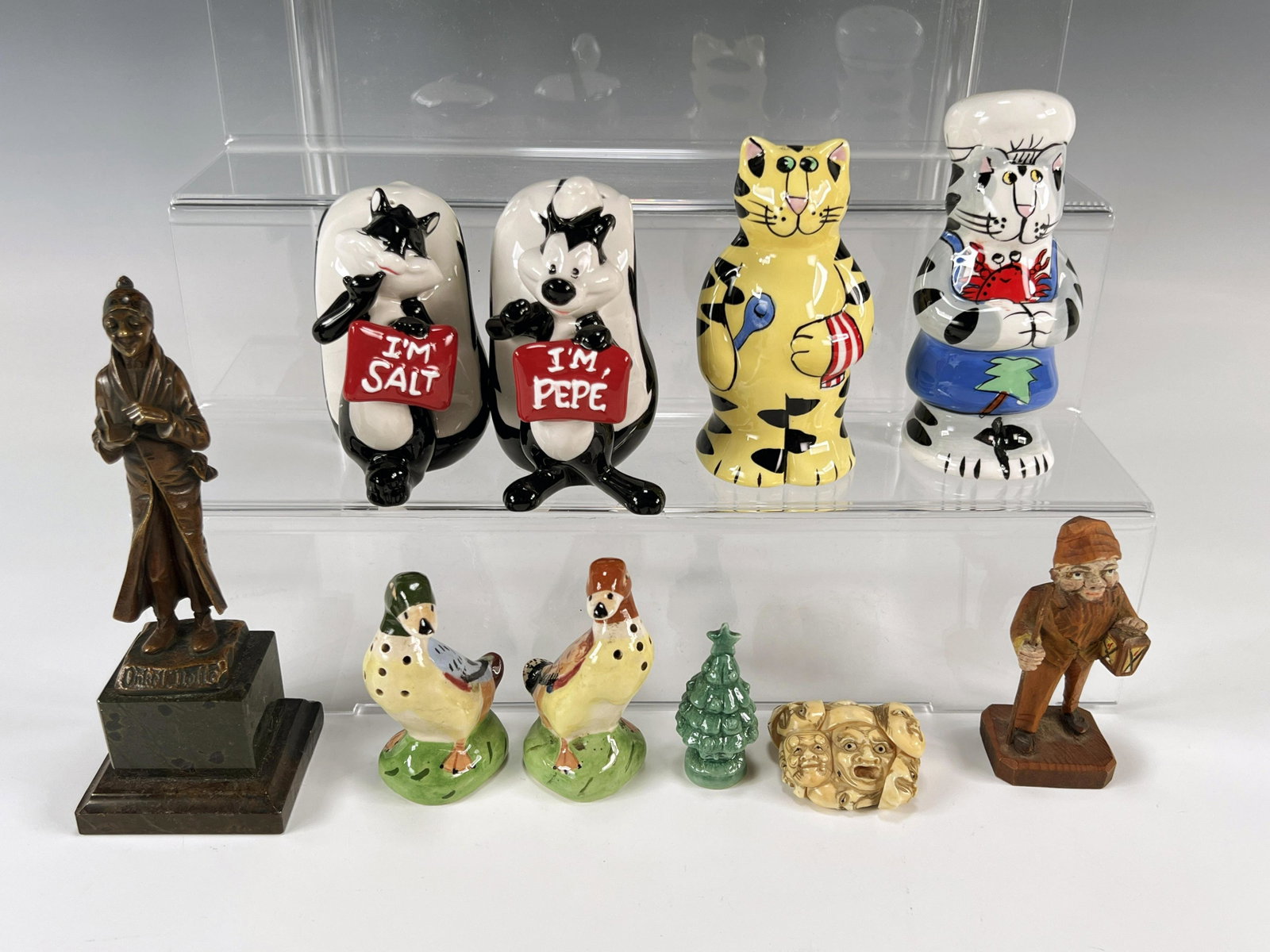 S & P SHAKERS AND FIGURINES PEPE LE PEW: S & P SHAKERS AND FIGURINES PEPE LE PEW