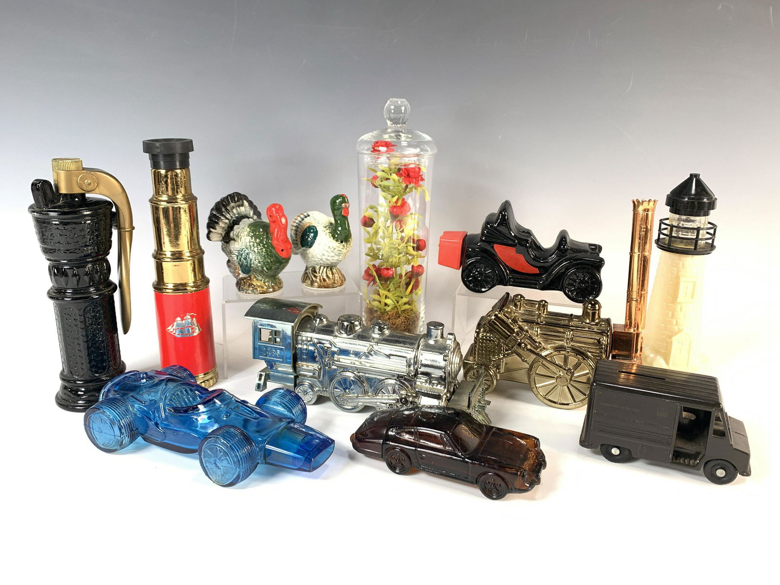COLLECTIBLE AVON BOTTLES, BANKS, SALT & PEPPER (1 of 3)
