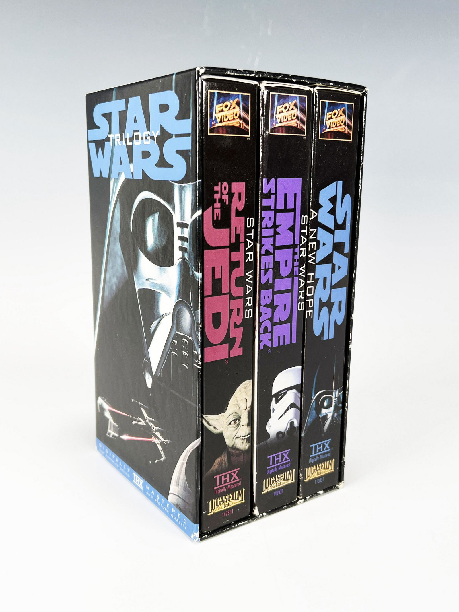 STAR WAR ORIGINAL TRILOGY VHS (1 of 4)