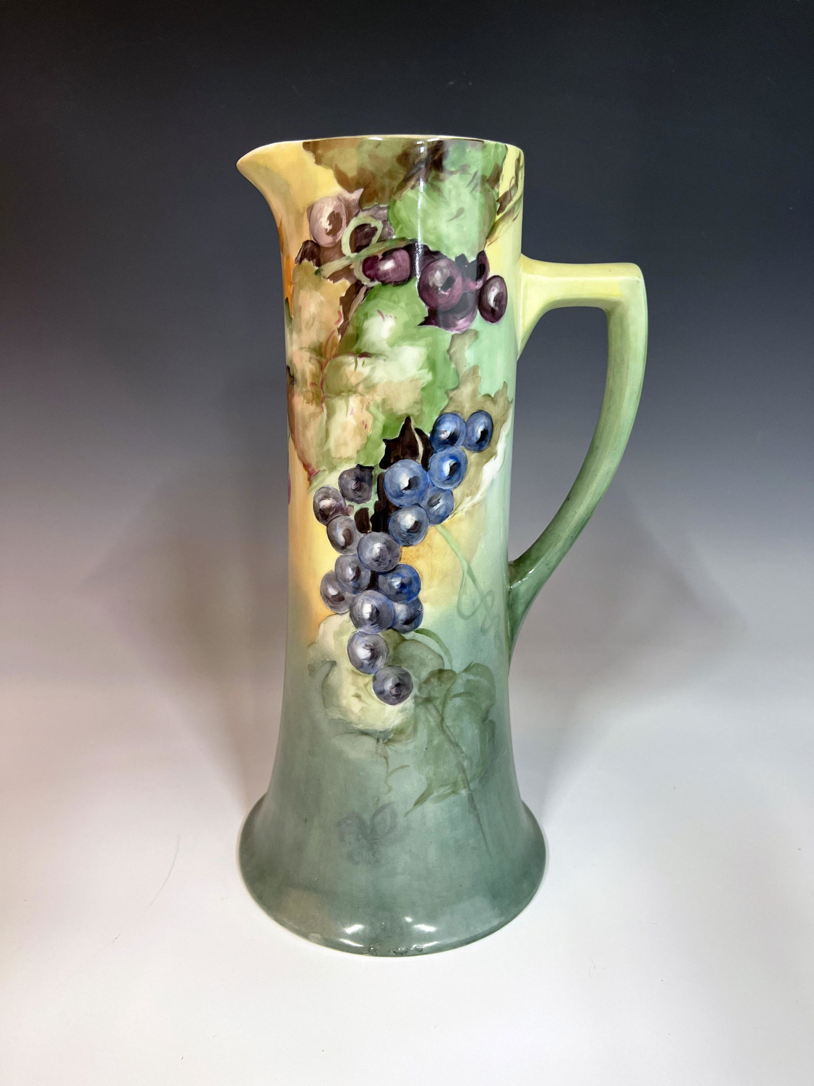 LIMOGES HAND PAINTED GRAPE VINE PITCHER (1 of 5)