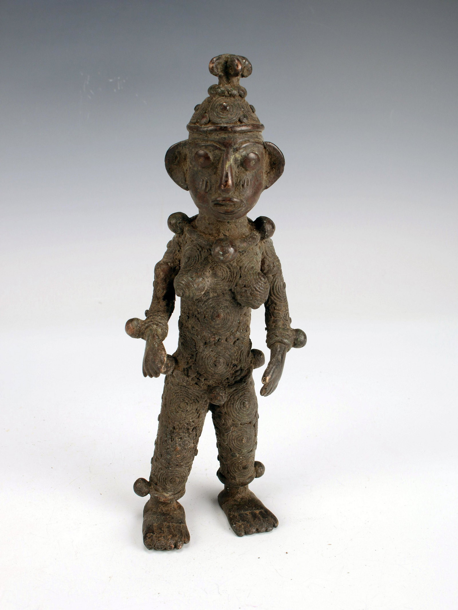A BRONZE FIGURE TIVE NORTH NIGERIA WEST AFRICA: A BRONZE FIGURE TIVE NORTH NIGERIA WEST AFRICA
