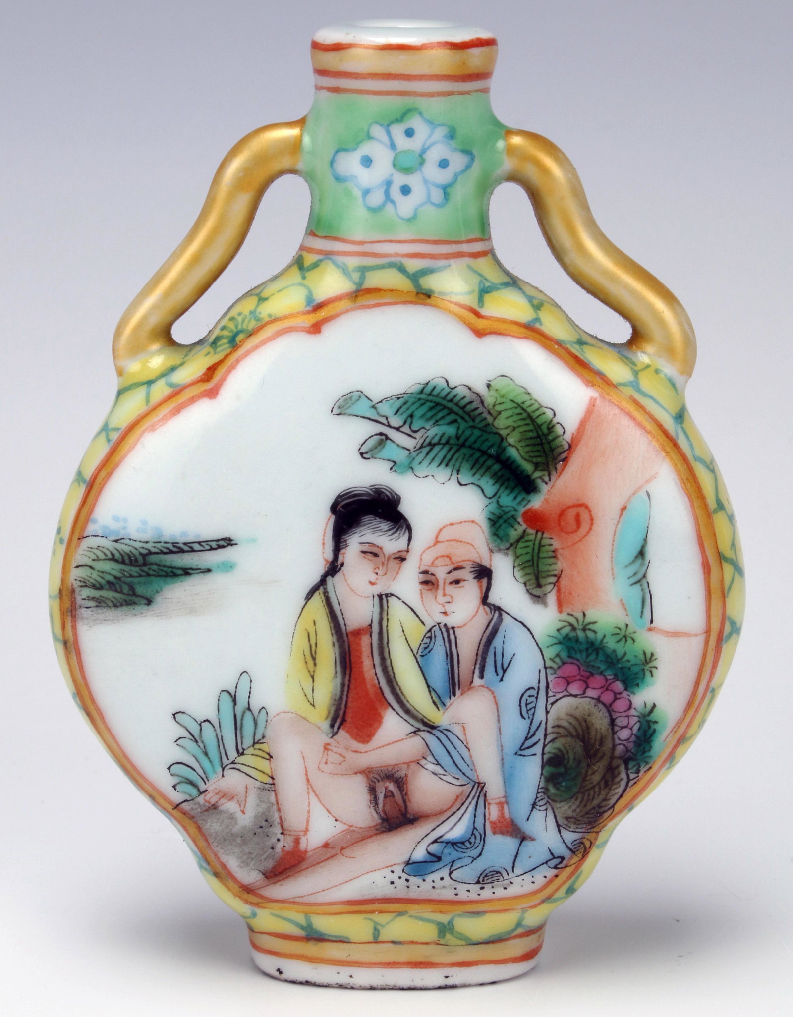 CHINESE EROTIC SNUFF BOTTLE: CHINESE EROTIC SNUFF BOTTLE <