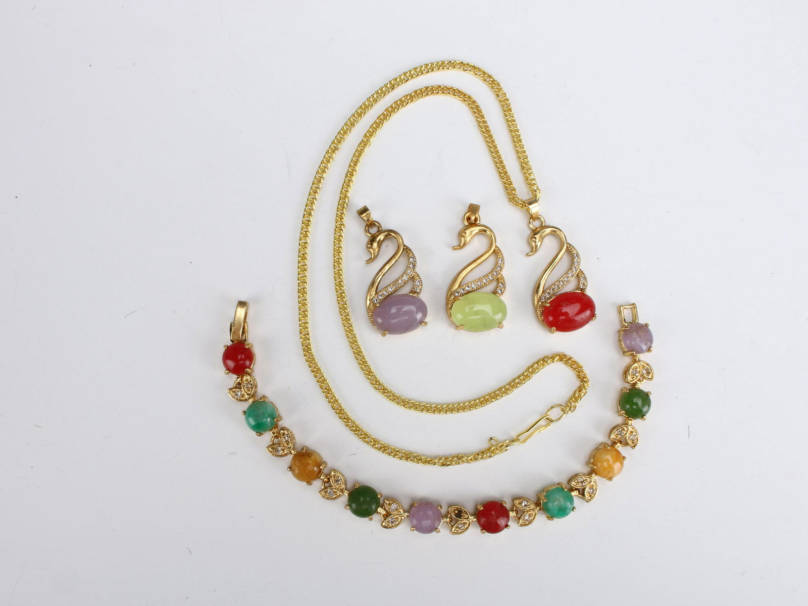 JADE BRACELET & 3 JADE PENDANTS (1 of 1)