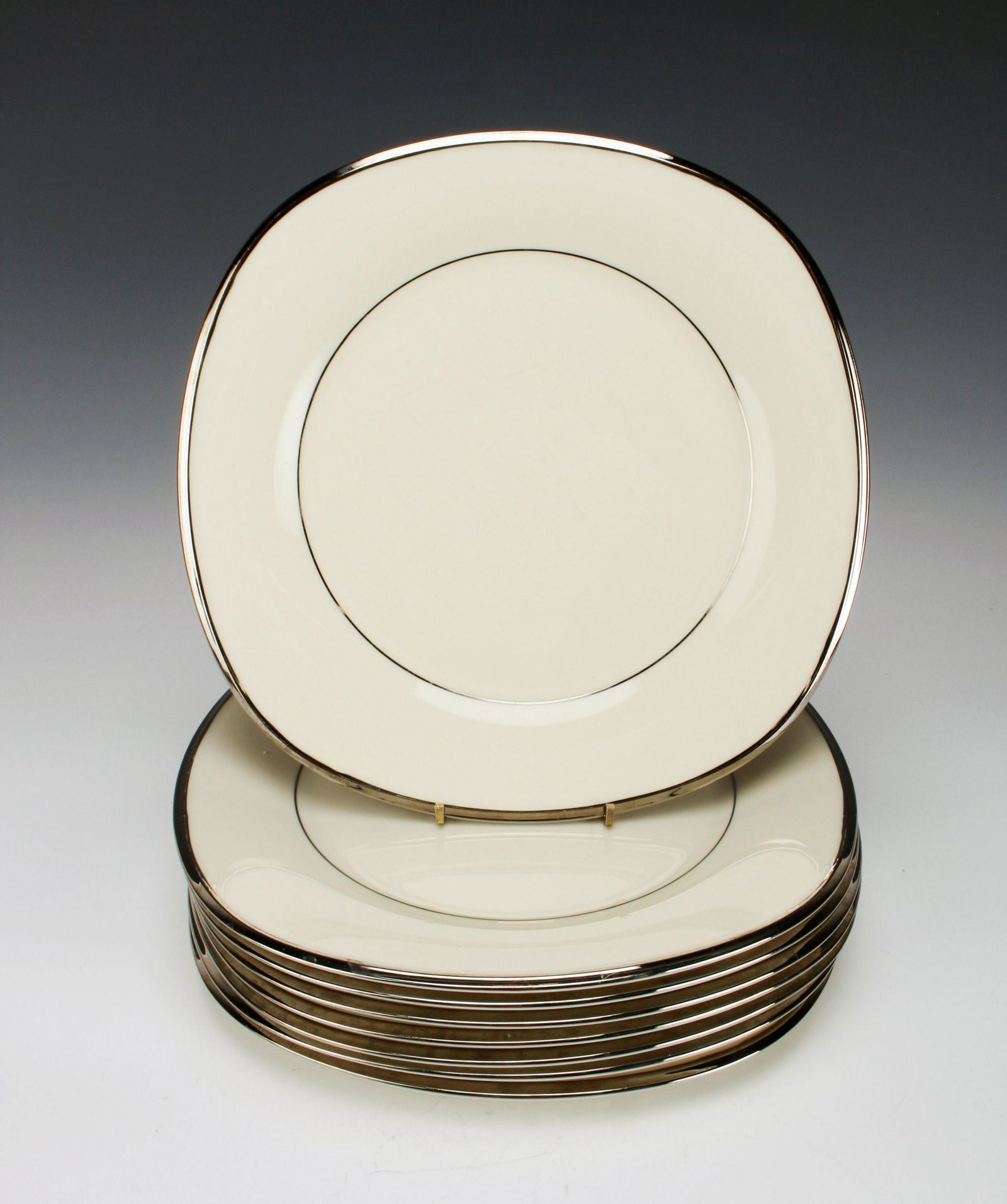 8 LENOX DIMENSIONS COLLECTION SOLITAIRE PLATES (1 of 2)