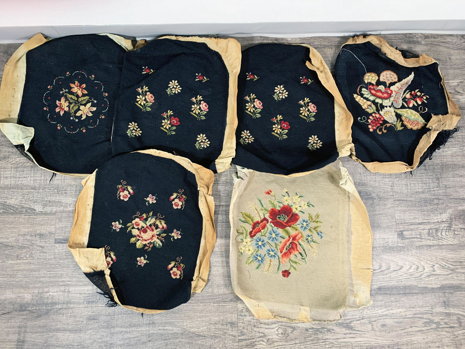 6 VINTAGE NEEDLEPOINT CHAIR SEATS (1 of 4)