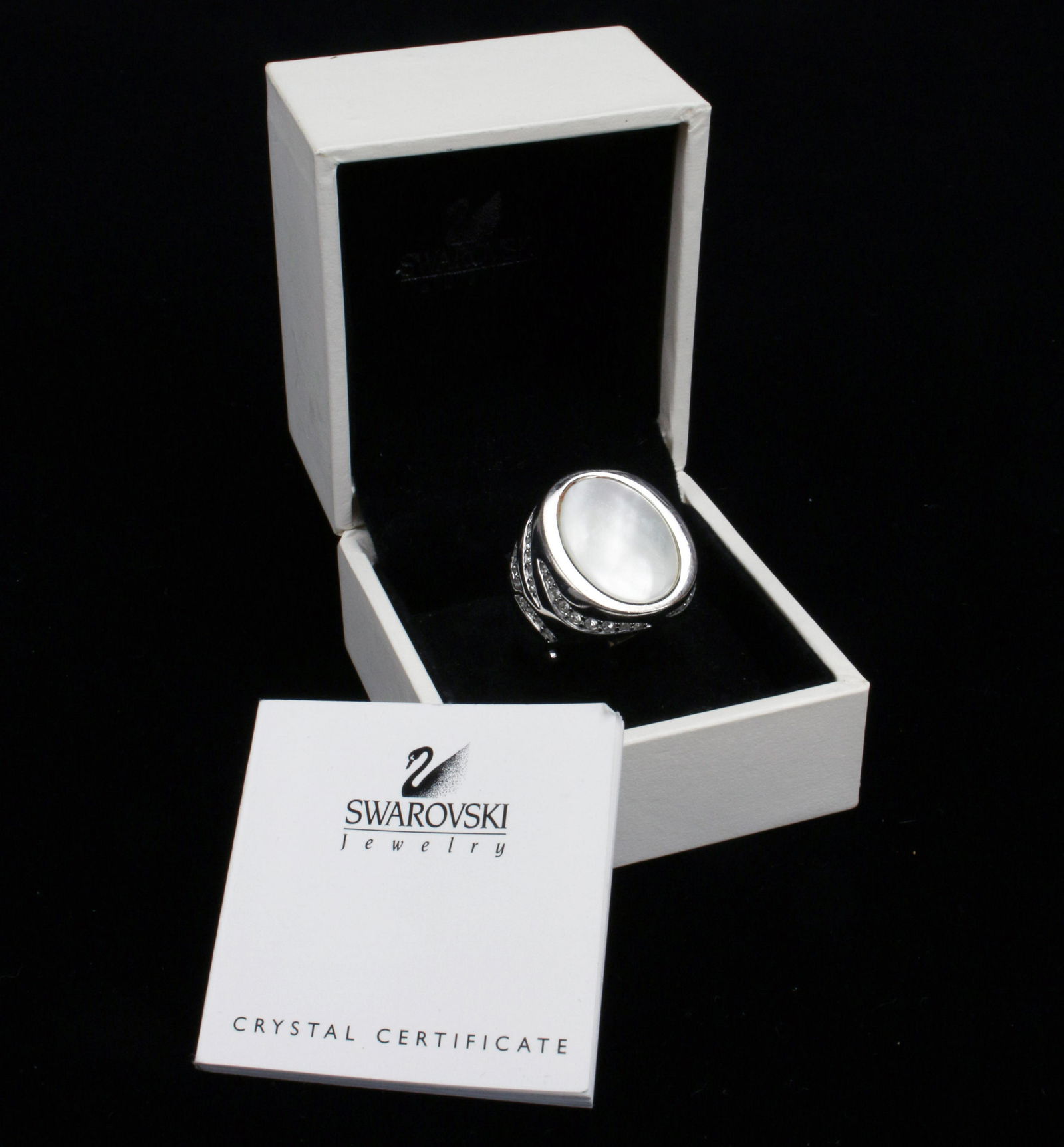 SWAROVSKI CRYSTAL & MOTHER OF PEARL RING (1 of 7)