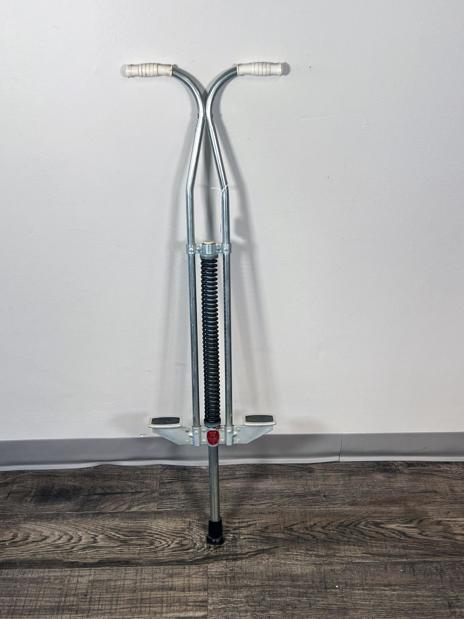 VINTAGE MASTER POGO POGO STICK (1 of 4)