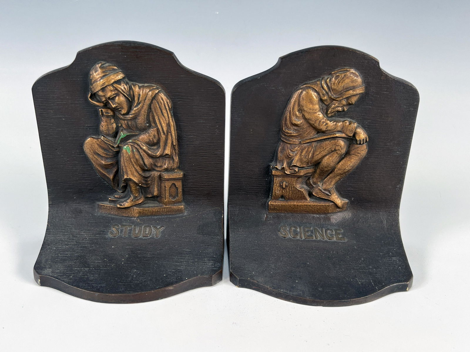 ANTIQUE B & H BRADLEY & HUBBARD CAST IRON BOOKENDS: ANTIQUE B & H BRADLEY & HUBBARD CAST IRON BOOKENDS