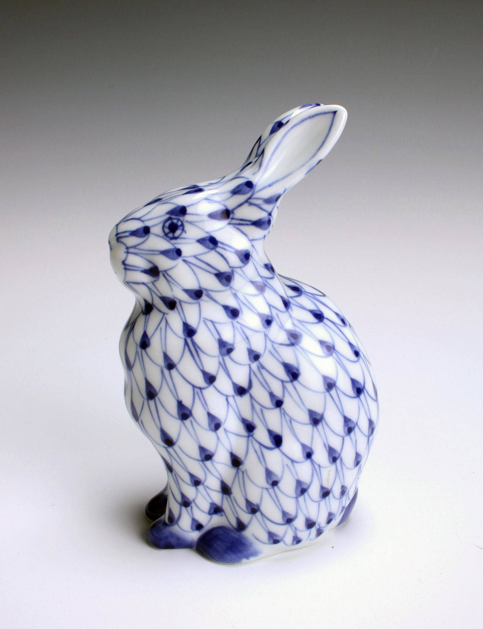 HEREND STYLE BLUE & WHITE PORCELAIN RABBIT (1 of 3)