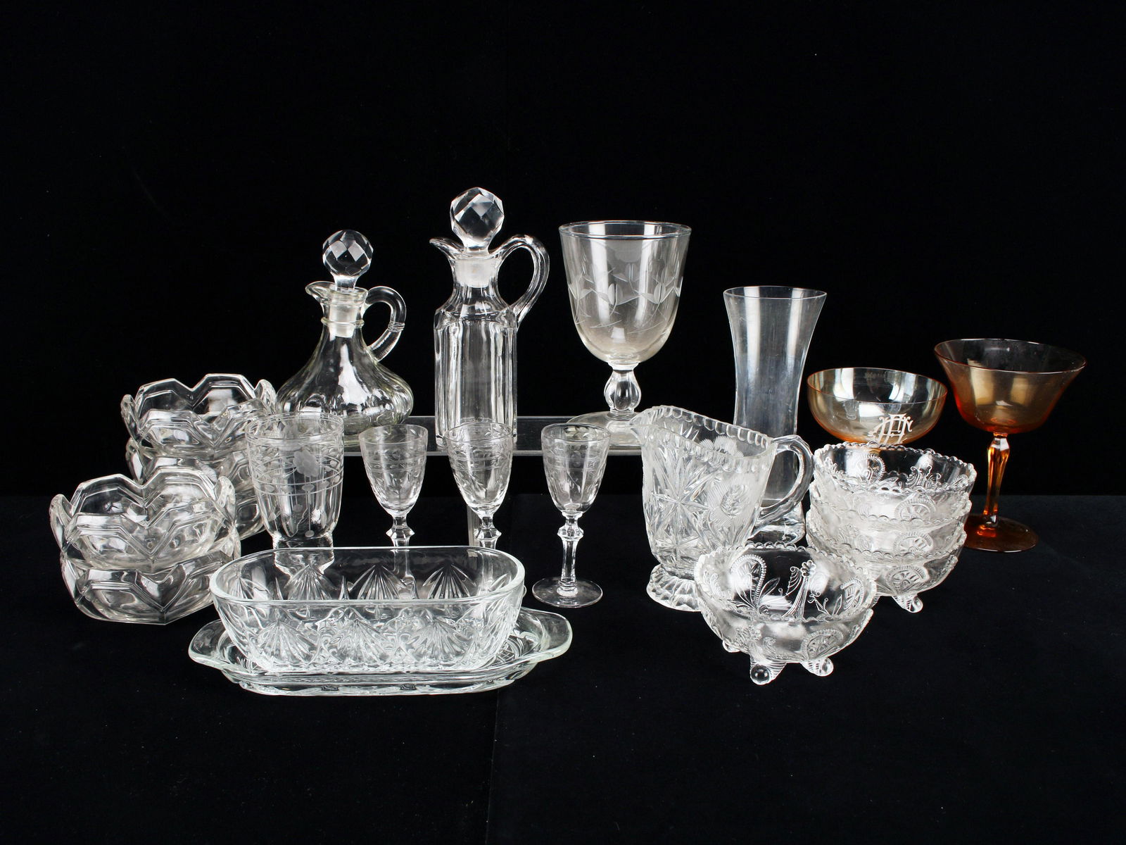 LOT OF ASSORTED GLASSWARE DISHES GLASSES (1 of 6)
